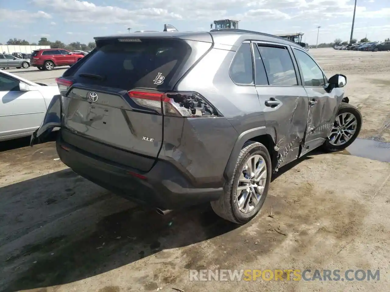 4 Фотография поврежденного автомобиля 2T3C1RFV4MC120632 TOYOTA RAV4 2021