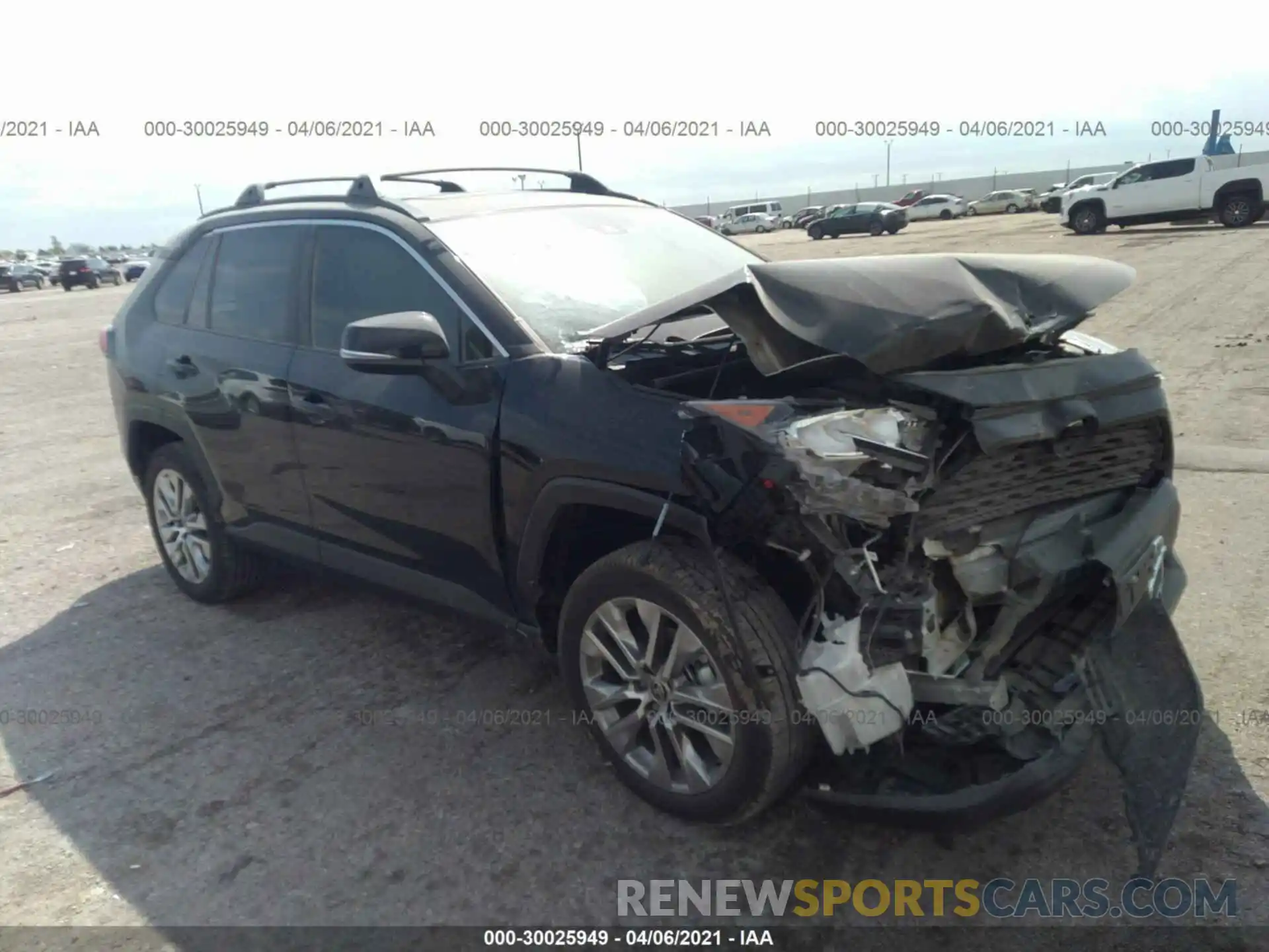 1 Photograph of a damaged car 2T3C1RFV4MC122770 TOYOTA RAV4 2021