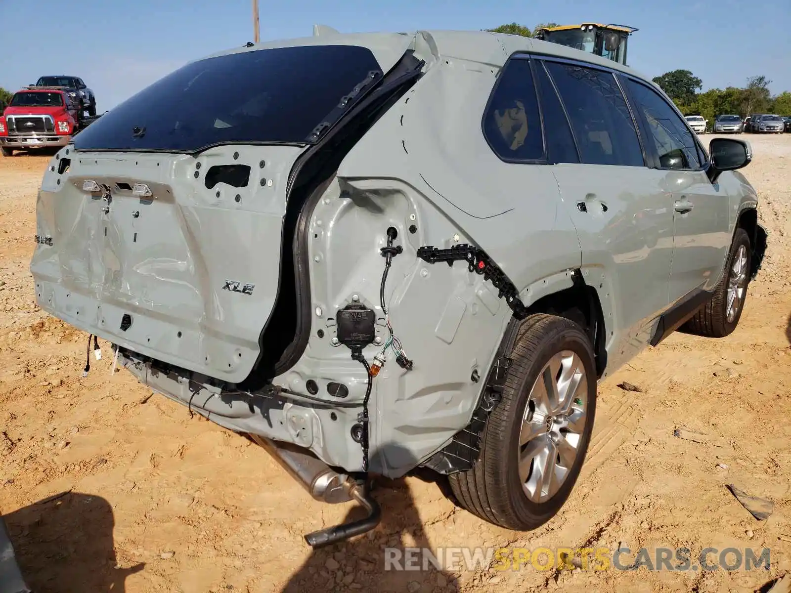 4 Photograph of a damaged car 2T3C1RFV4MW144363 TOYOTA RAV4 2021