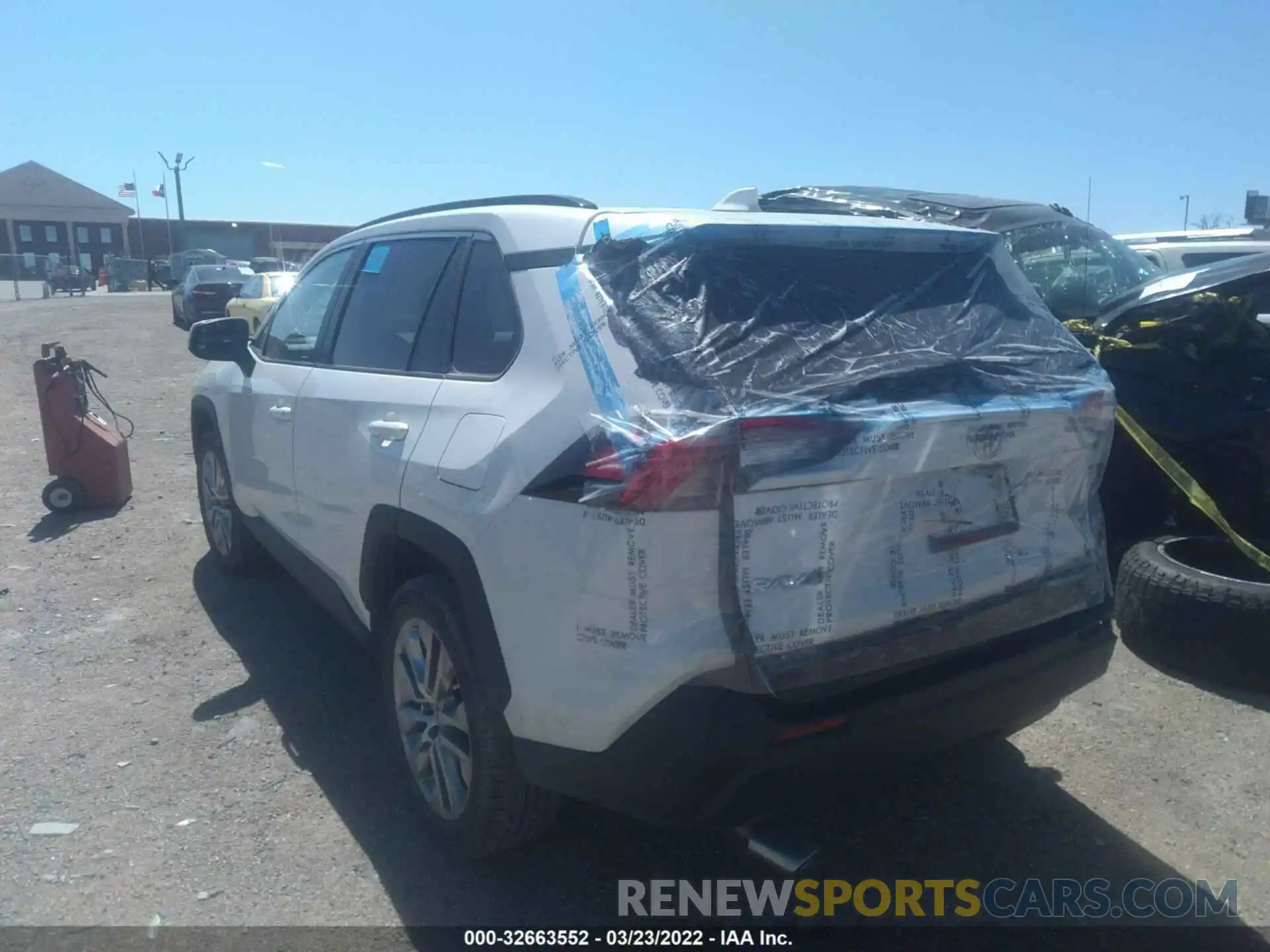 3 Photograph of a damaged car 2T3C1RFV4MW146694 TOYOTA RAV4 2021