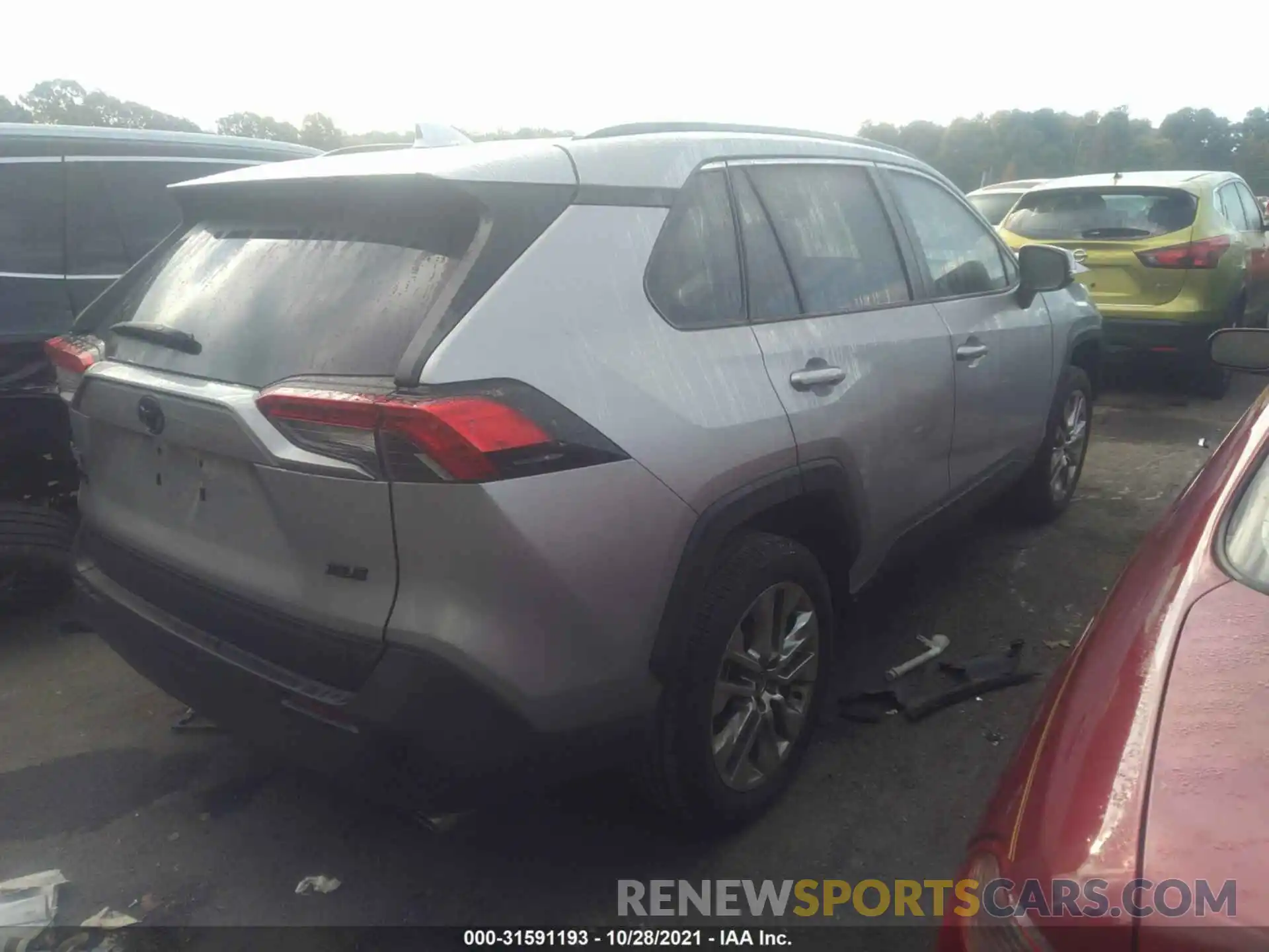 4 Photograph of a damaged car 2T3C1RFV4MW161194 TOYOTA RAV4 2021