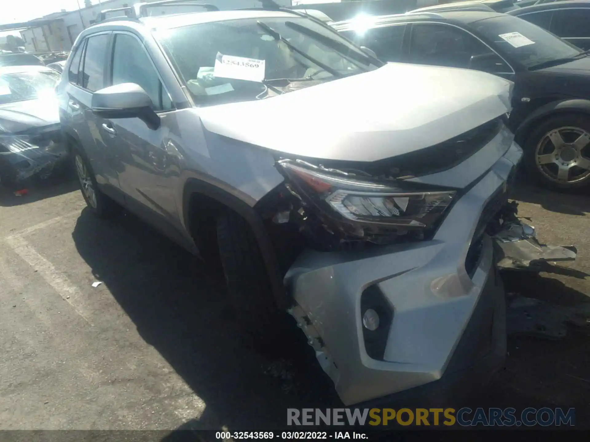 1 Photograph of a damaged car 2T3C1RFV5MC106772 TOYOTA RAV4 2021