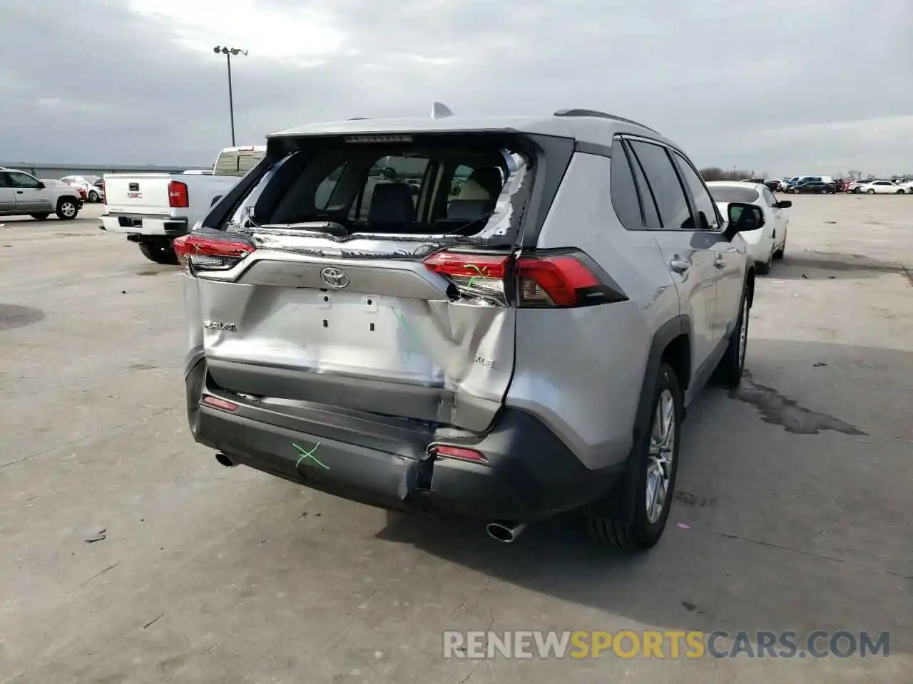 7 Photograph of a damaged car 2T3C1RFV5MC146866 TOYOTA RAV4 2021