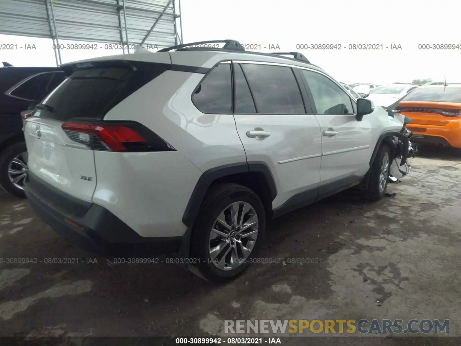 4 Photograph of a damaged car 2T3C1RFV5MW109685 TOYOTA RAV4 2021