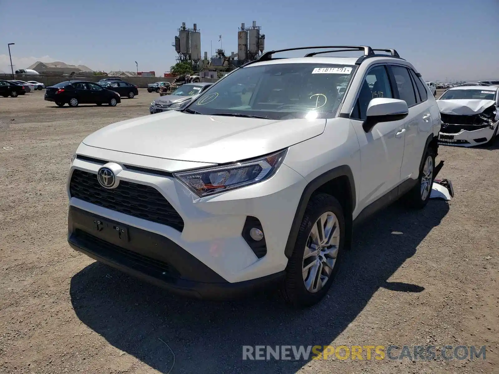 2 Фотография поврежденного автомобиля 2T3C1RFV5MW124395 TOYOTA RAV4 2021