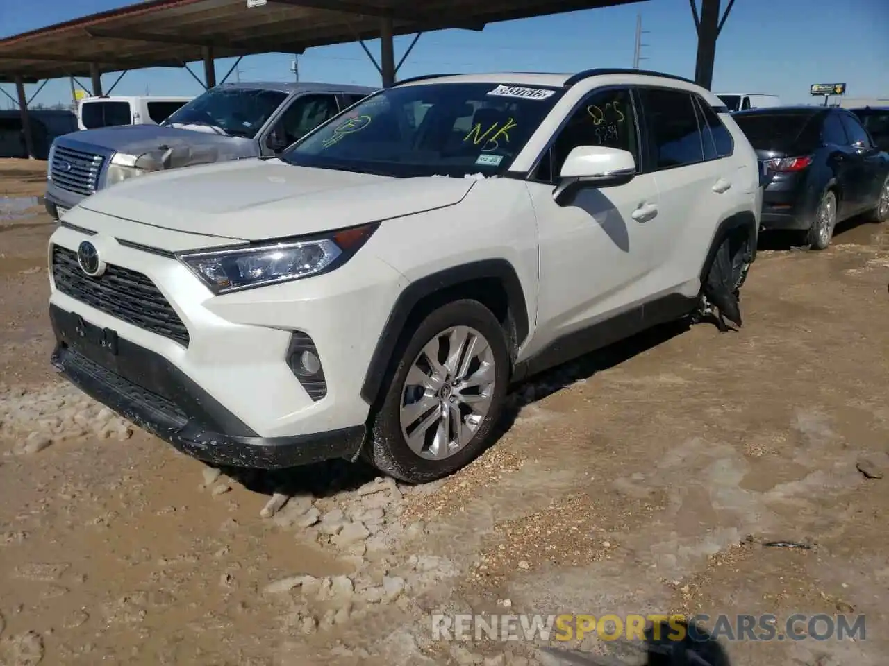 2 Photograph of a damaged car 2T3C1RFV5MW127507 TOYOTA RAV4 2021