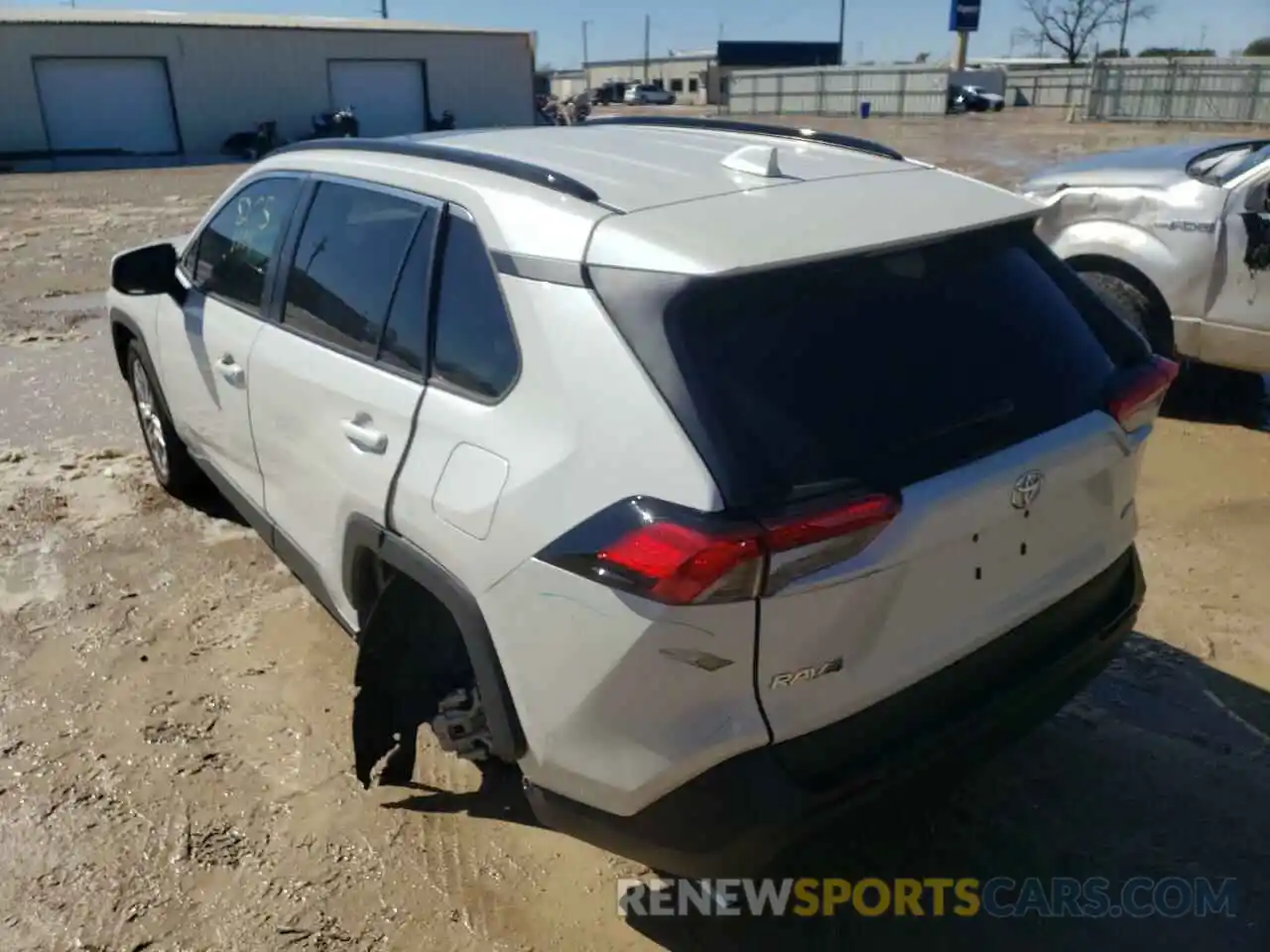 3 Photograph of a damaged car 2T3C1RFV5MW127507 TOYOTA RAV4 2021