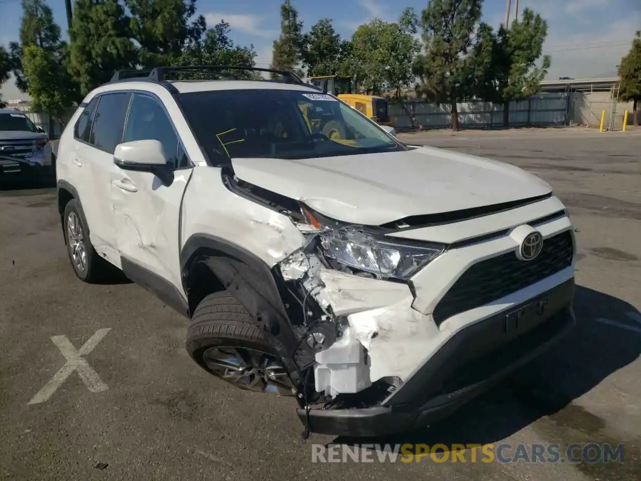 9 Photograph of a damaged car 2T3C1RFV5MW153573 TOYOTA RAV4 2021