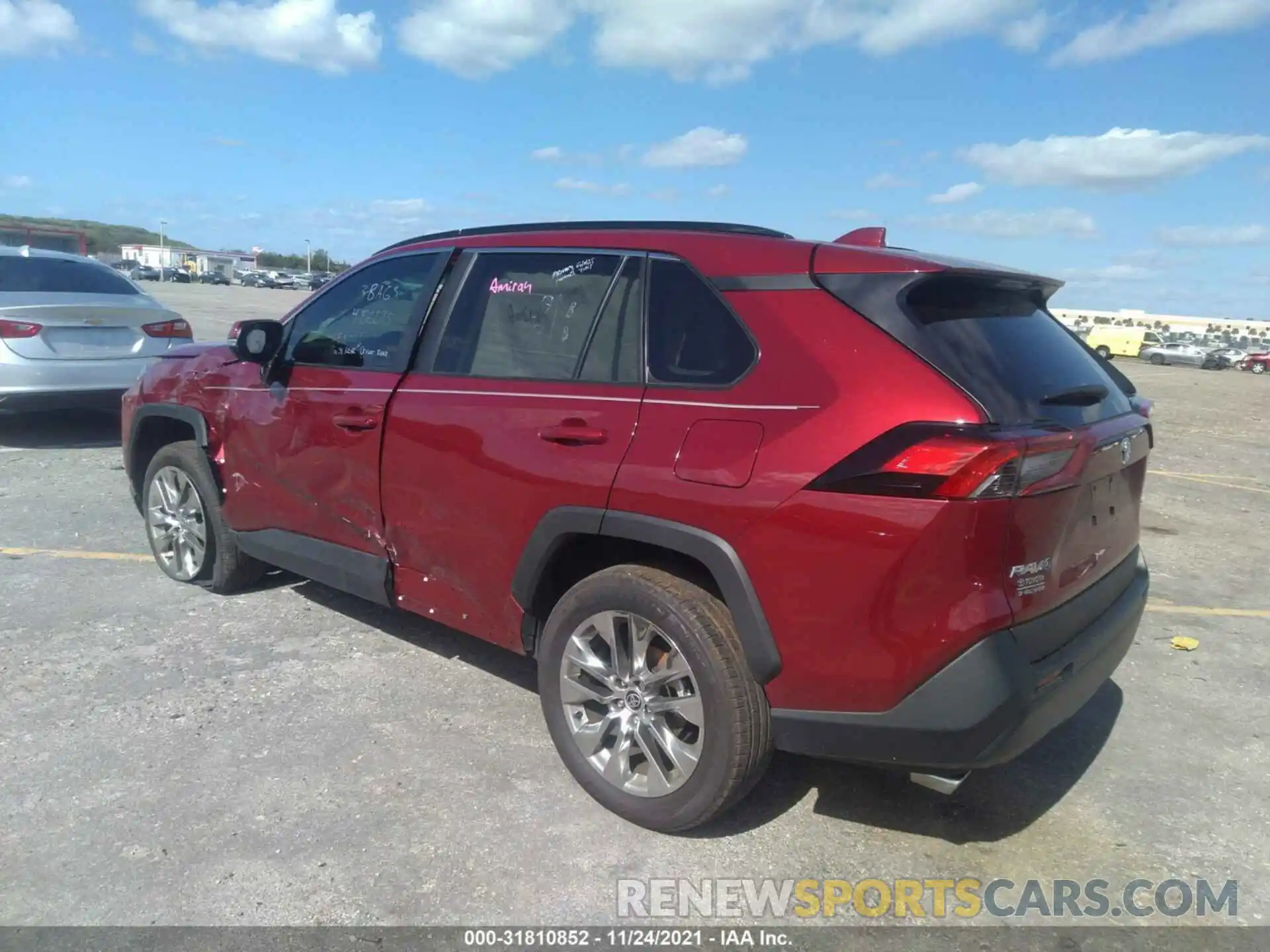 3 Photograph of a damaged car 2T3C1RFV5MW160748 TOYOTA RAV4 2021