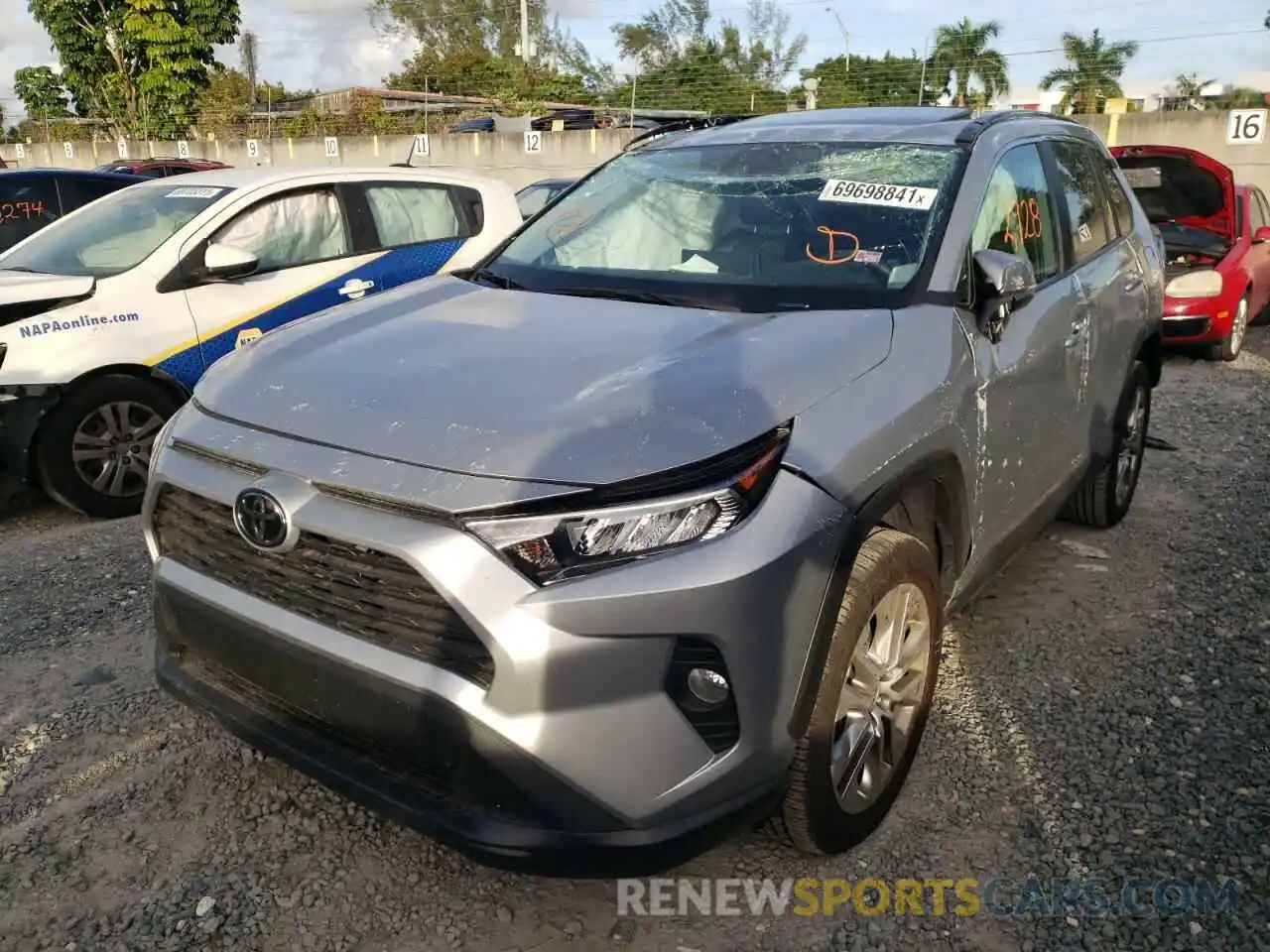 2 Photograph of a damaged car 2T3C1RFV5MW170180 TOYOTA RAV4 2021