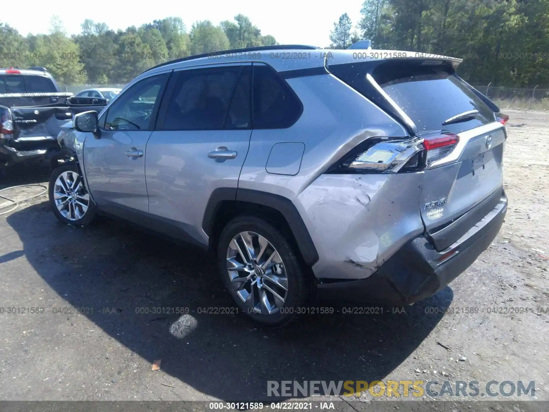 3 Photograph of a damaged car 2T3C1RFV6MC112709 TOYOTA RAV4 2021