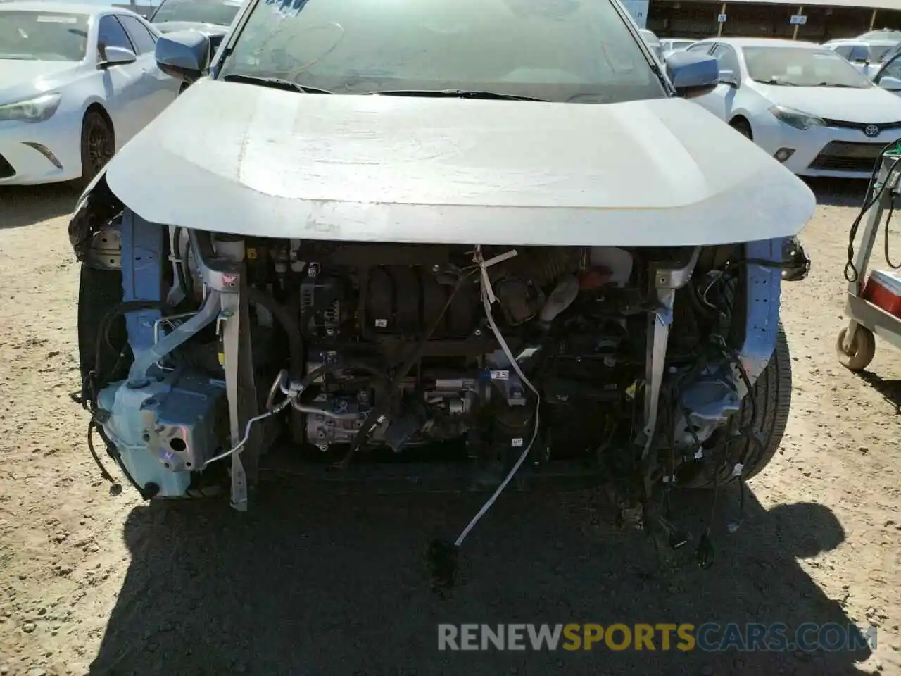 9 Photograph of a damaged car 2T3C1RFV6MC126030 TOYOTA RAV4 2021