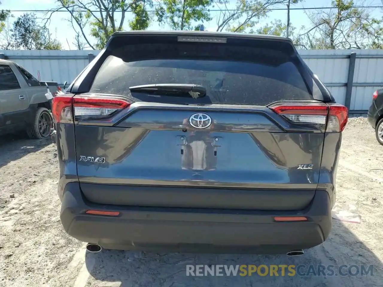 6 Photograph of a damaged car 2T3C1RFV6MC143877 TOYOTA RAV4 2021