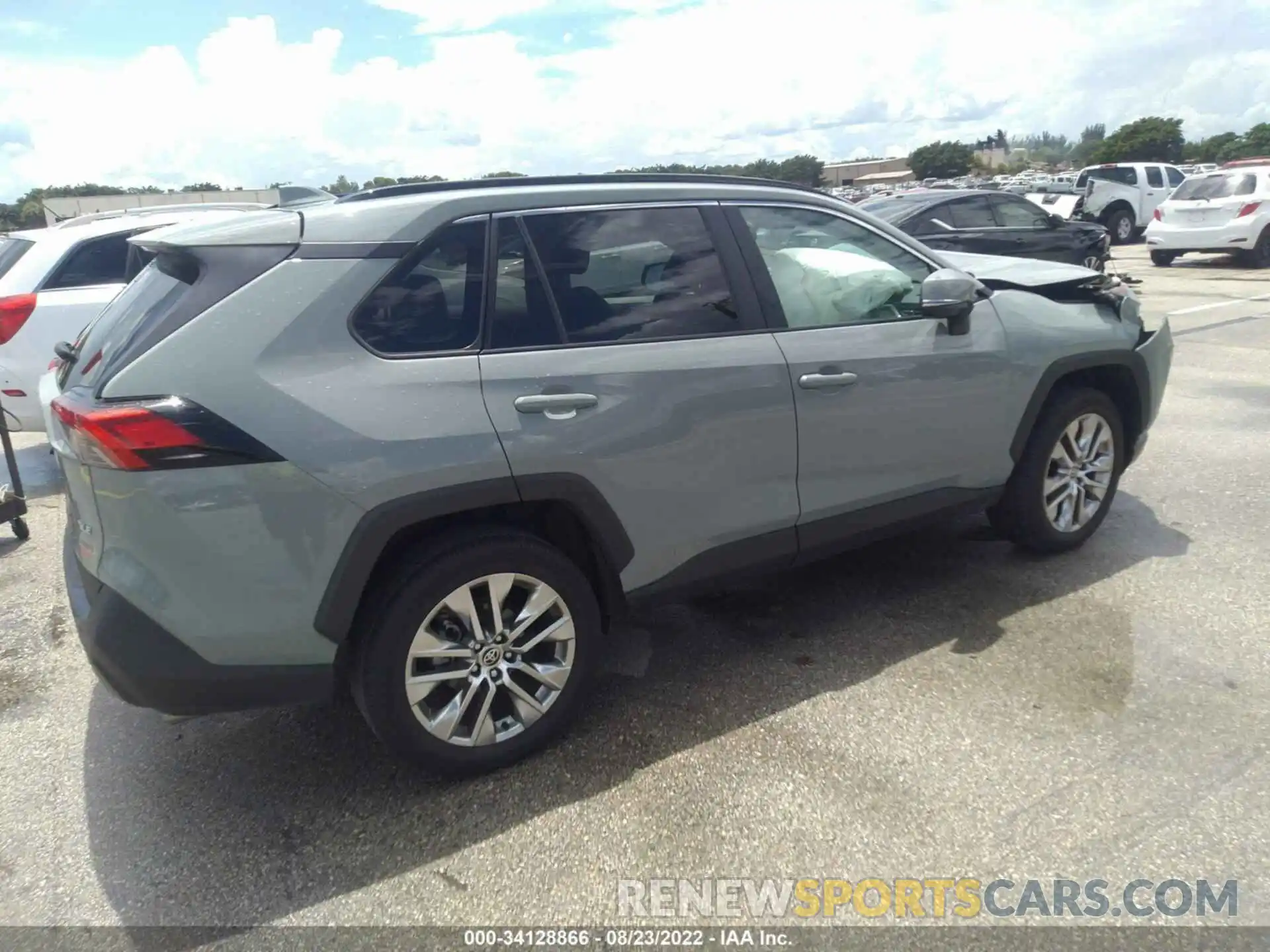 4 Photograph of a damaged car 2T3C1RFV6MW135969 TOYOTA RAV4 2021