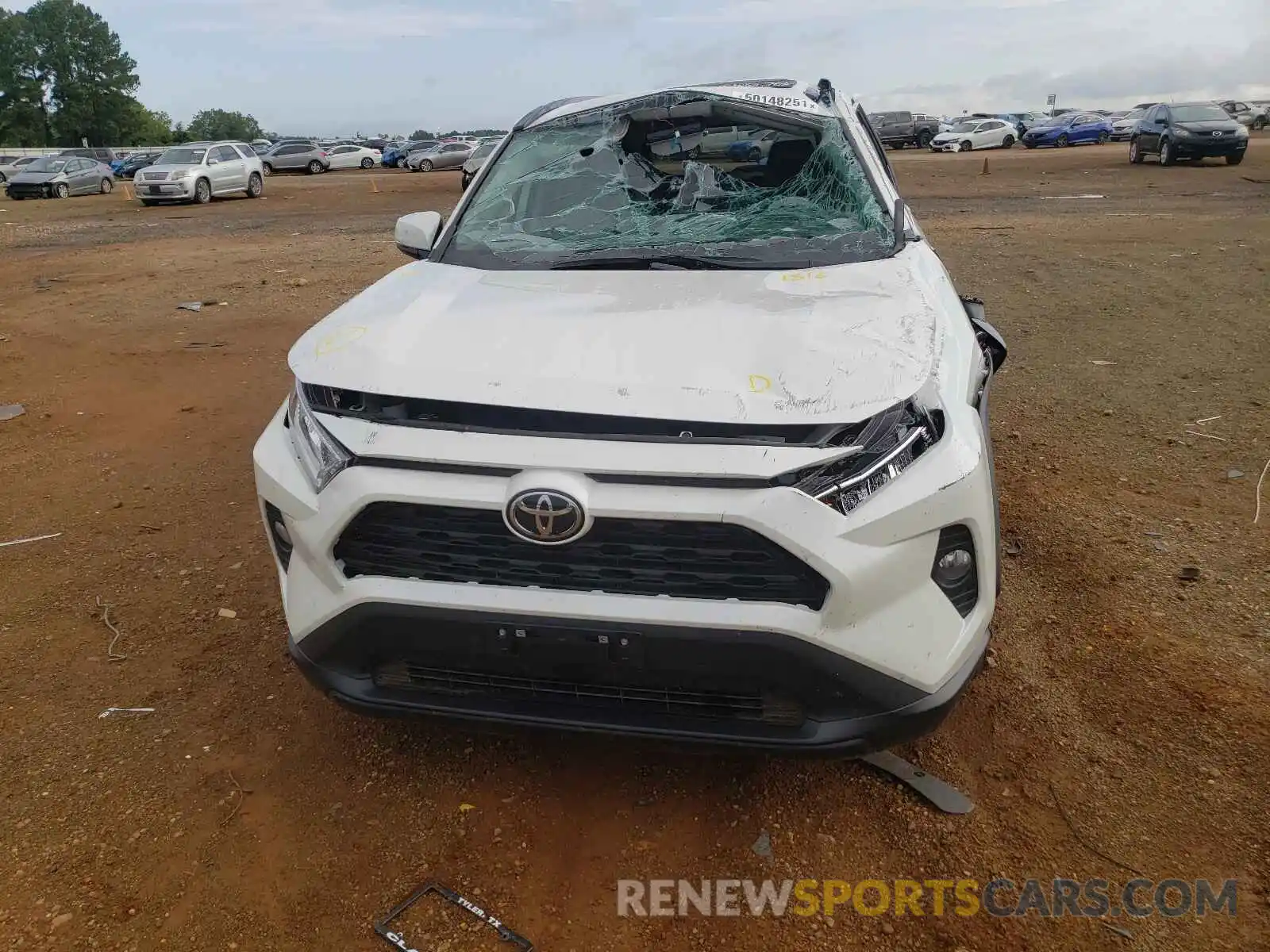 9 Photograph of a damaged car 2T3C1RFV6MW151816 TOYOTA RAV4 2021