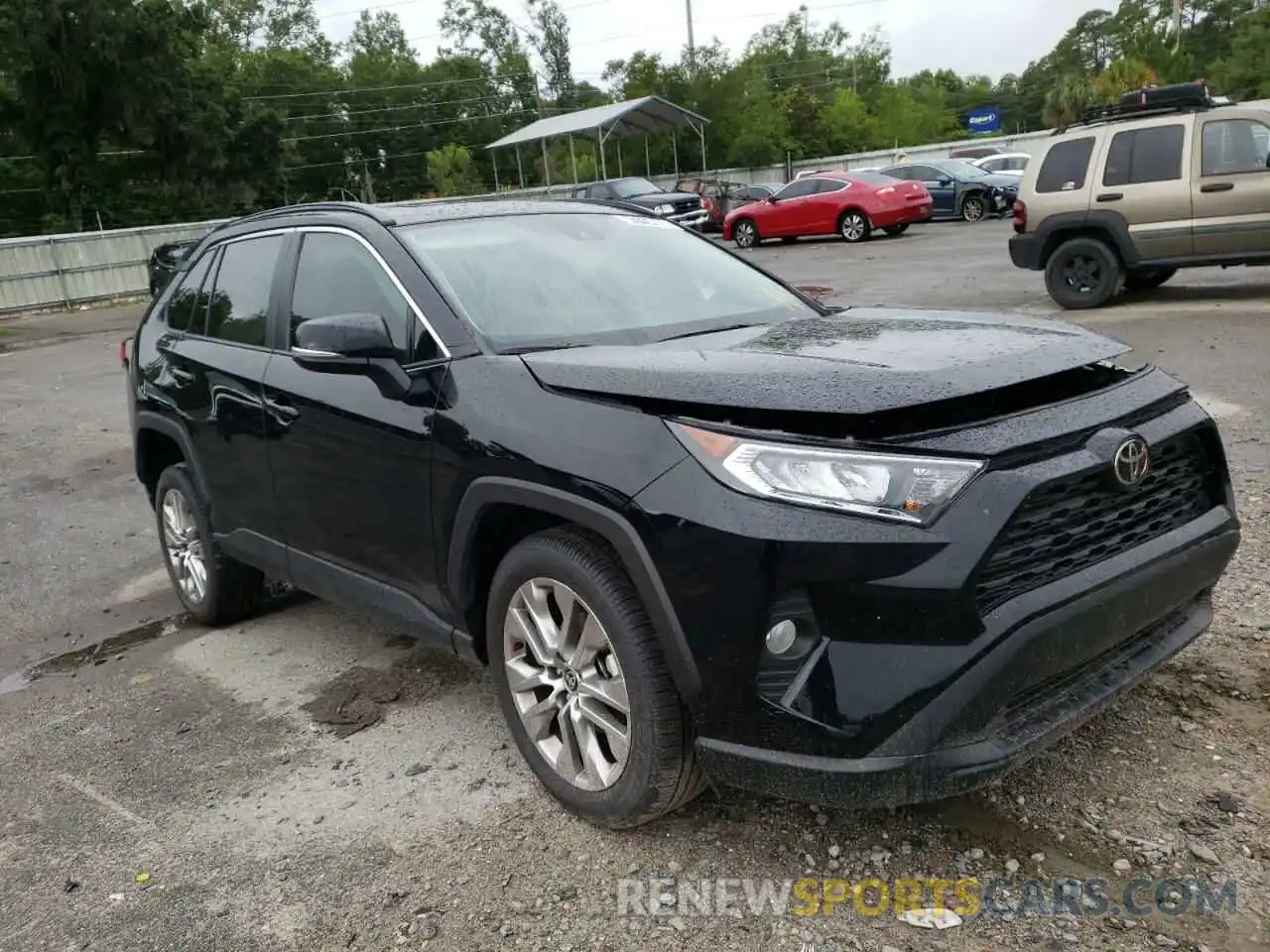 1 Photograph of a damaged car 2T3C1RFV6MW155963 TOYOTA RAV4 2021