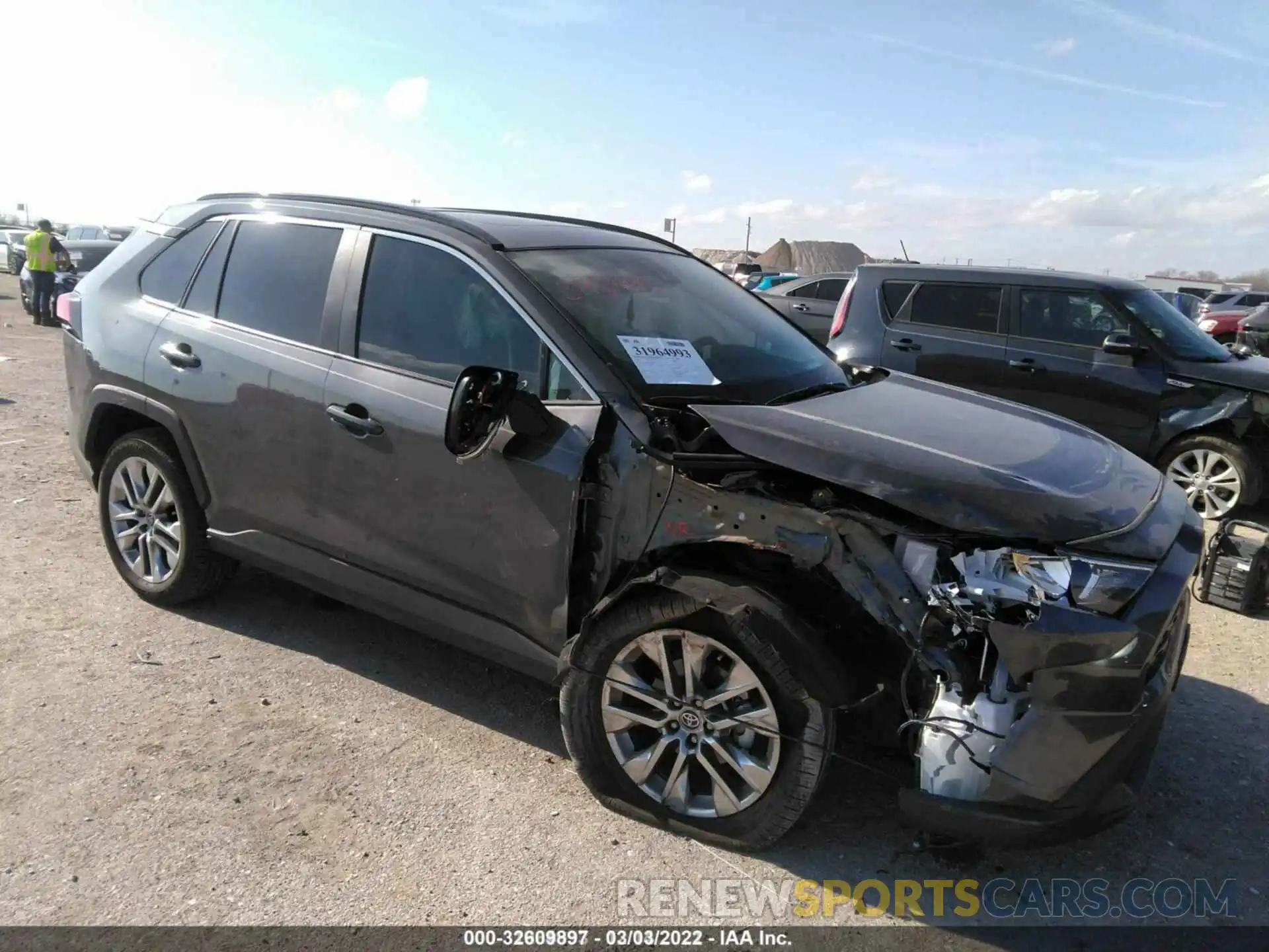 1 Photograph of a damaged car 2T3C1RFV6MW159737 TOYOTA RAV4 2021