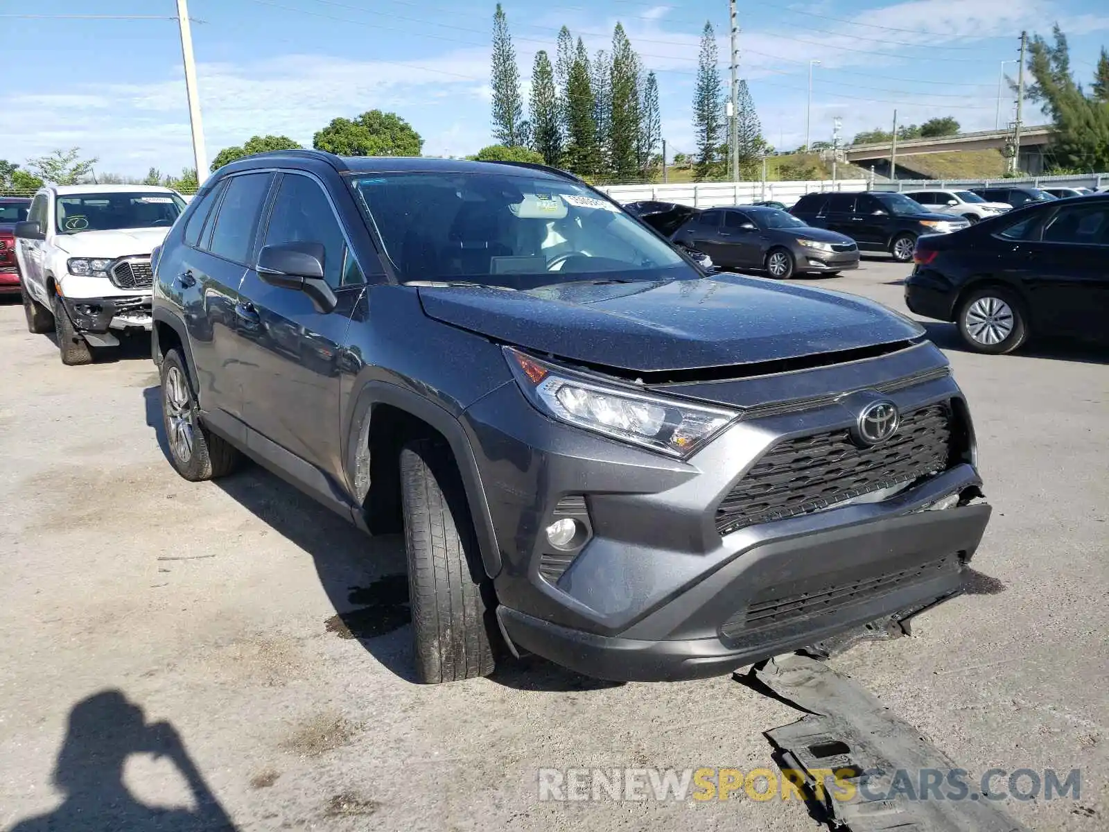 1 Photograph of a damaged car 2T3C1RFV7MC119930 TOYOTA RAV4 2021