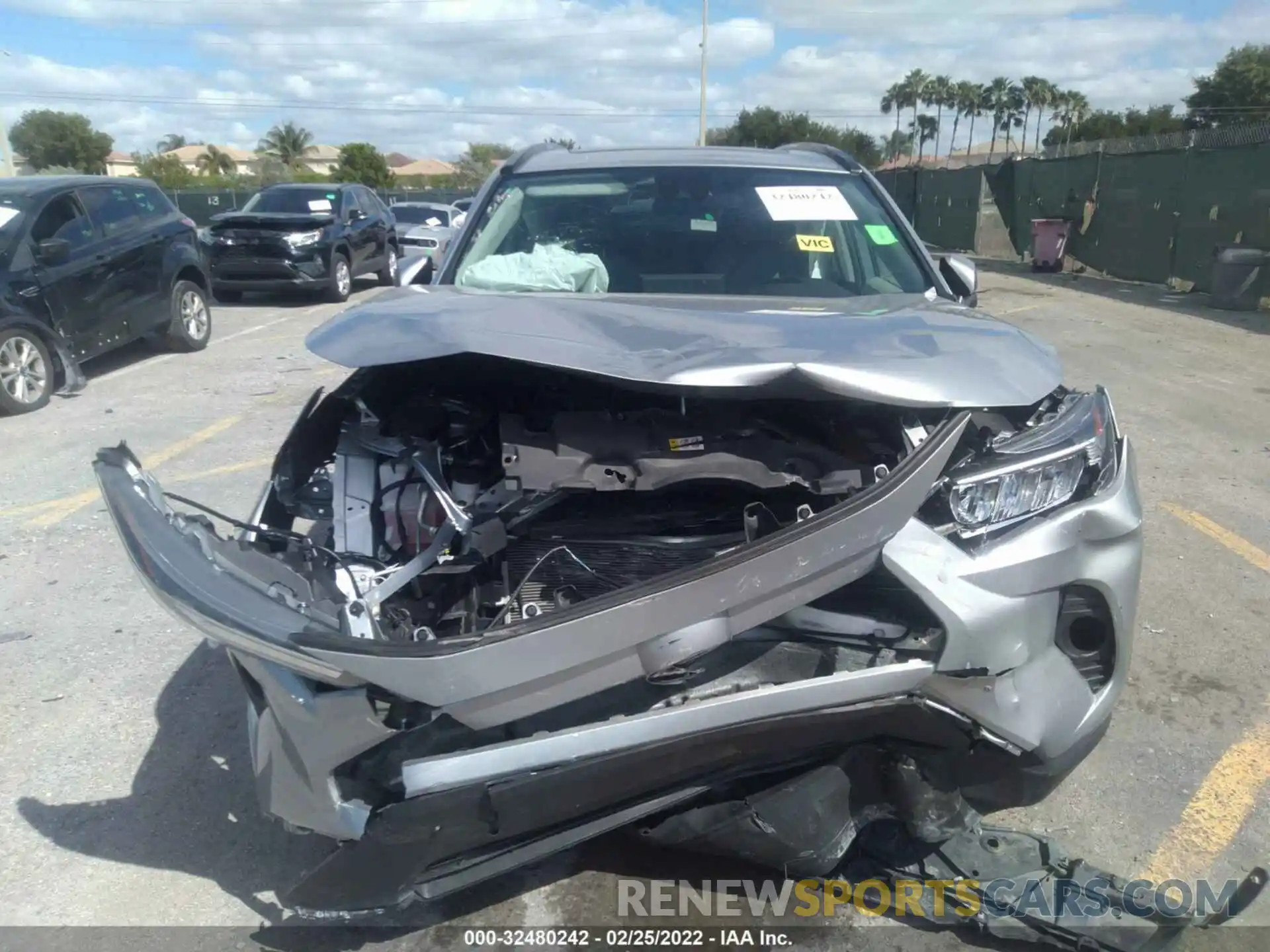 6 Photograph of a damaged car 2T3C1RFV7MC126618 TOYOTA RAV4 2021