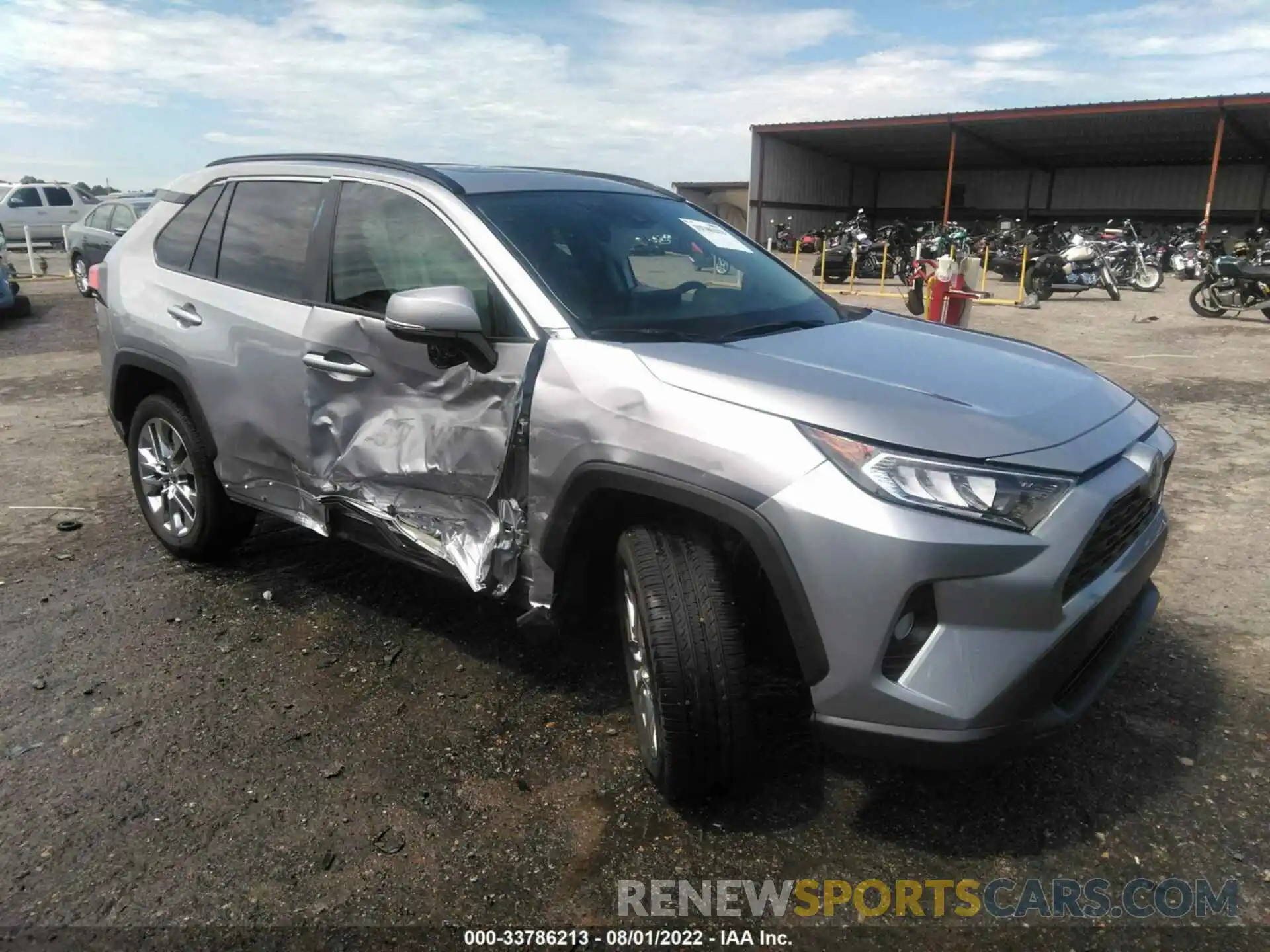 1 Photograph of a damaged car 2T3C1RFV7MC145217 TOYOTA RAV4 2021