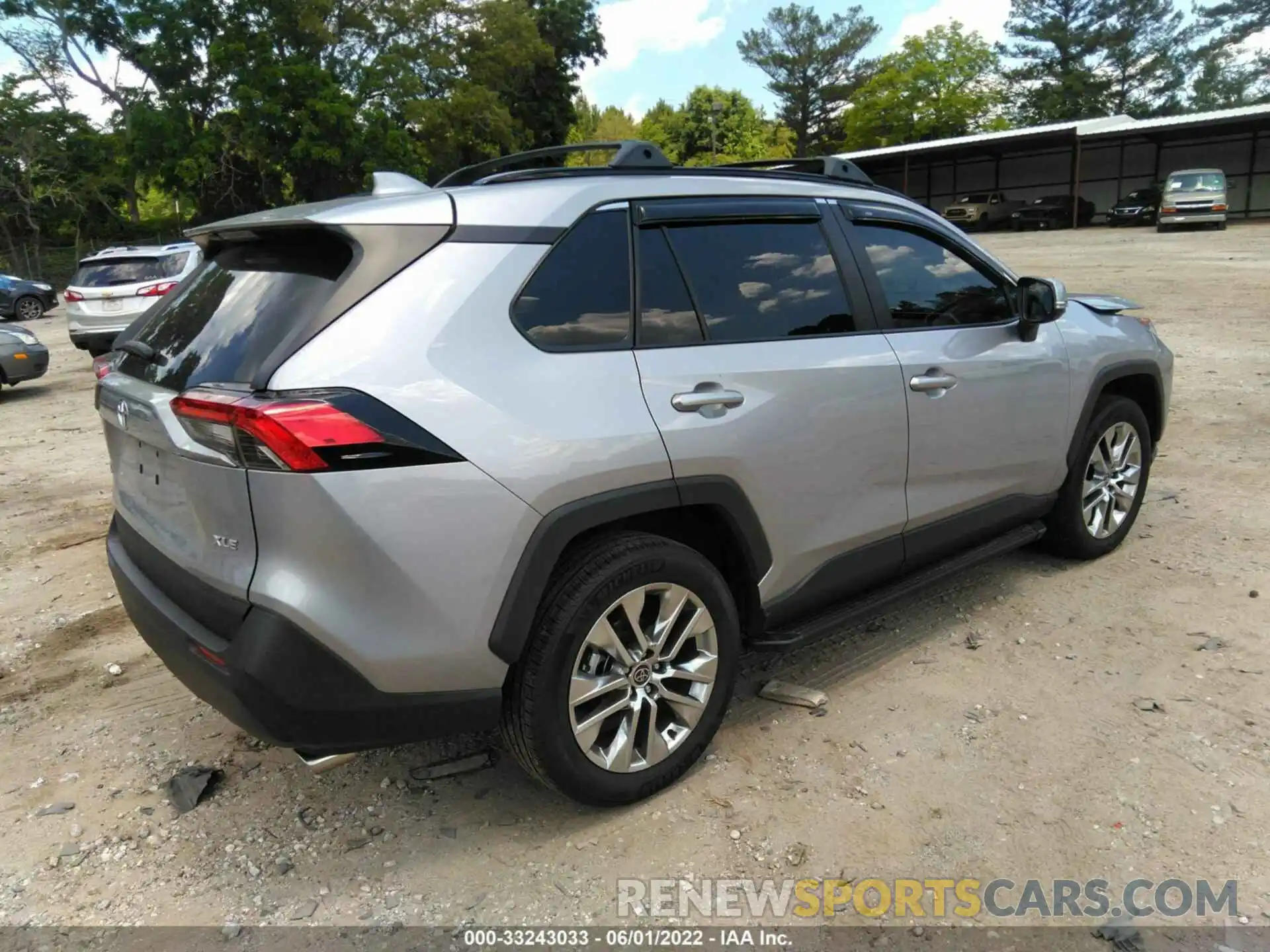 4 Photograph of a damaged car 2T3C1RFV7MC160462 TOYOTA RAV4 2021