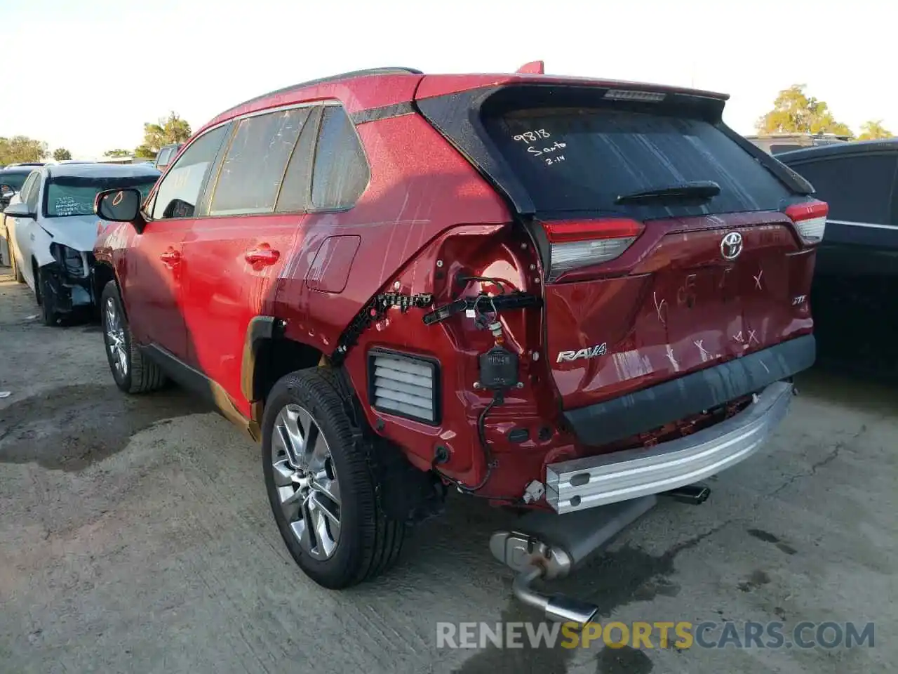 3 Photograph of a damaged car 2T3C1RFV7MW132871 TOYOTA RAV4 2021