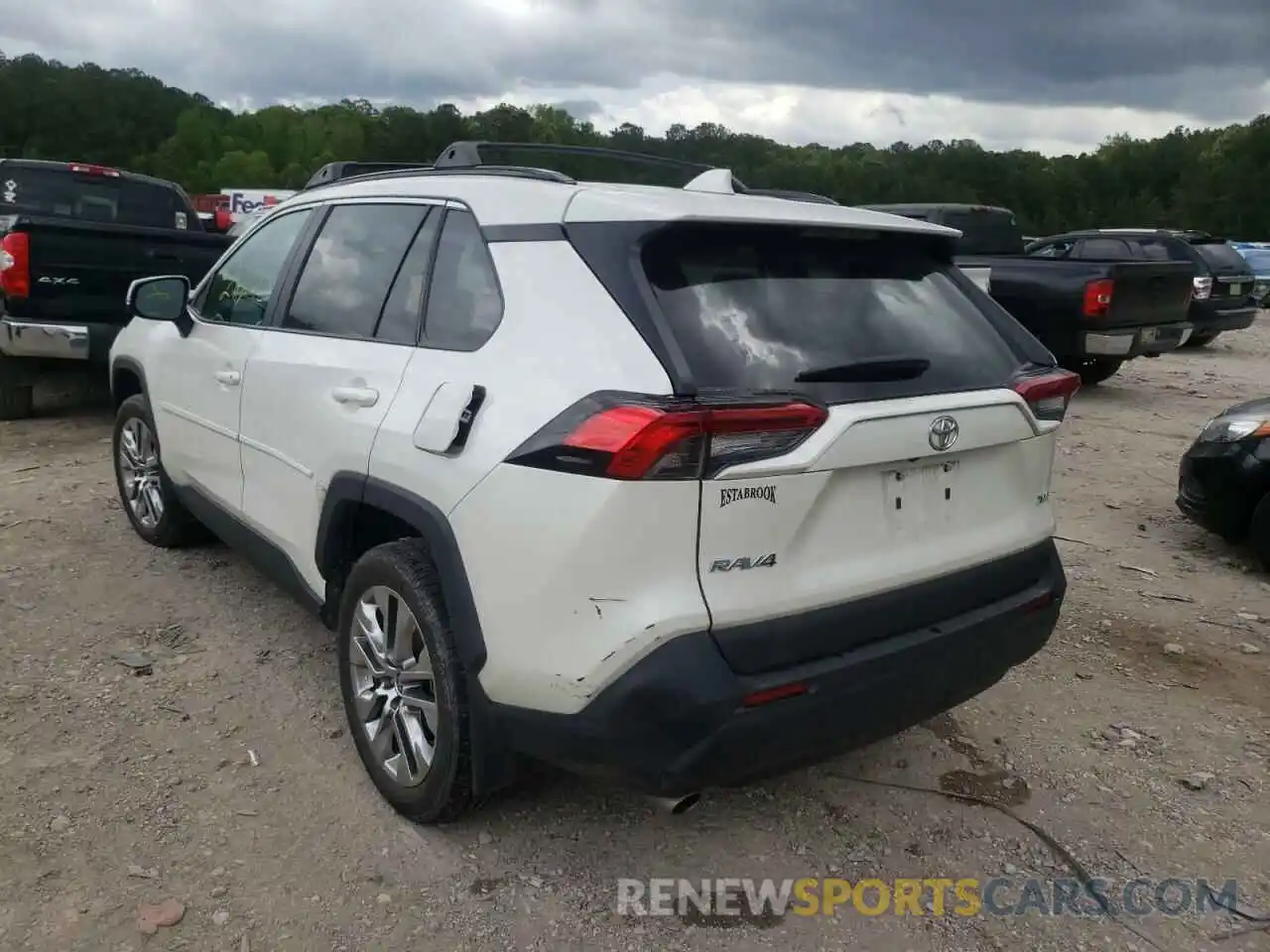 3 Photograph of a damaged car 2T3C1RFV7MW155485 TOYOTA RAV4 2021