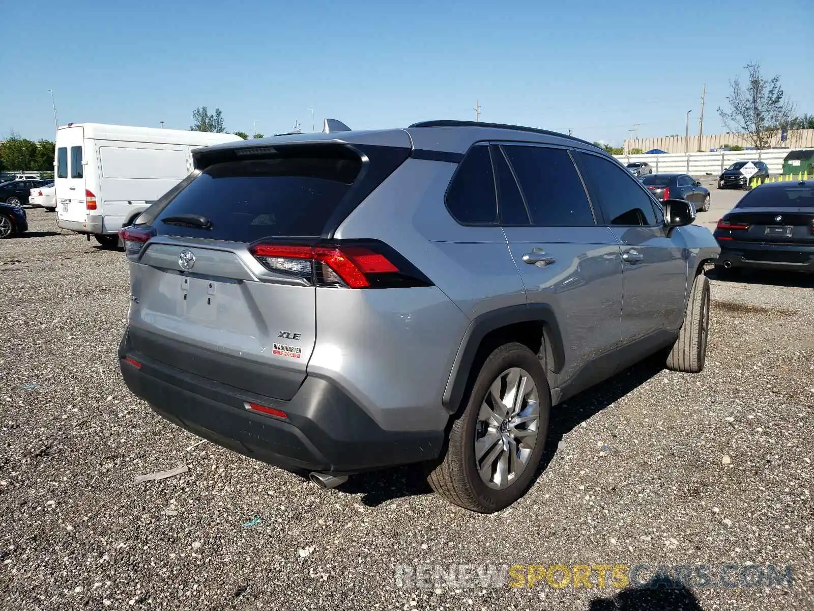 4 Photograph of a damaged car 2T3C1RFV8MC088283 TOYOTA RAV4 2021