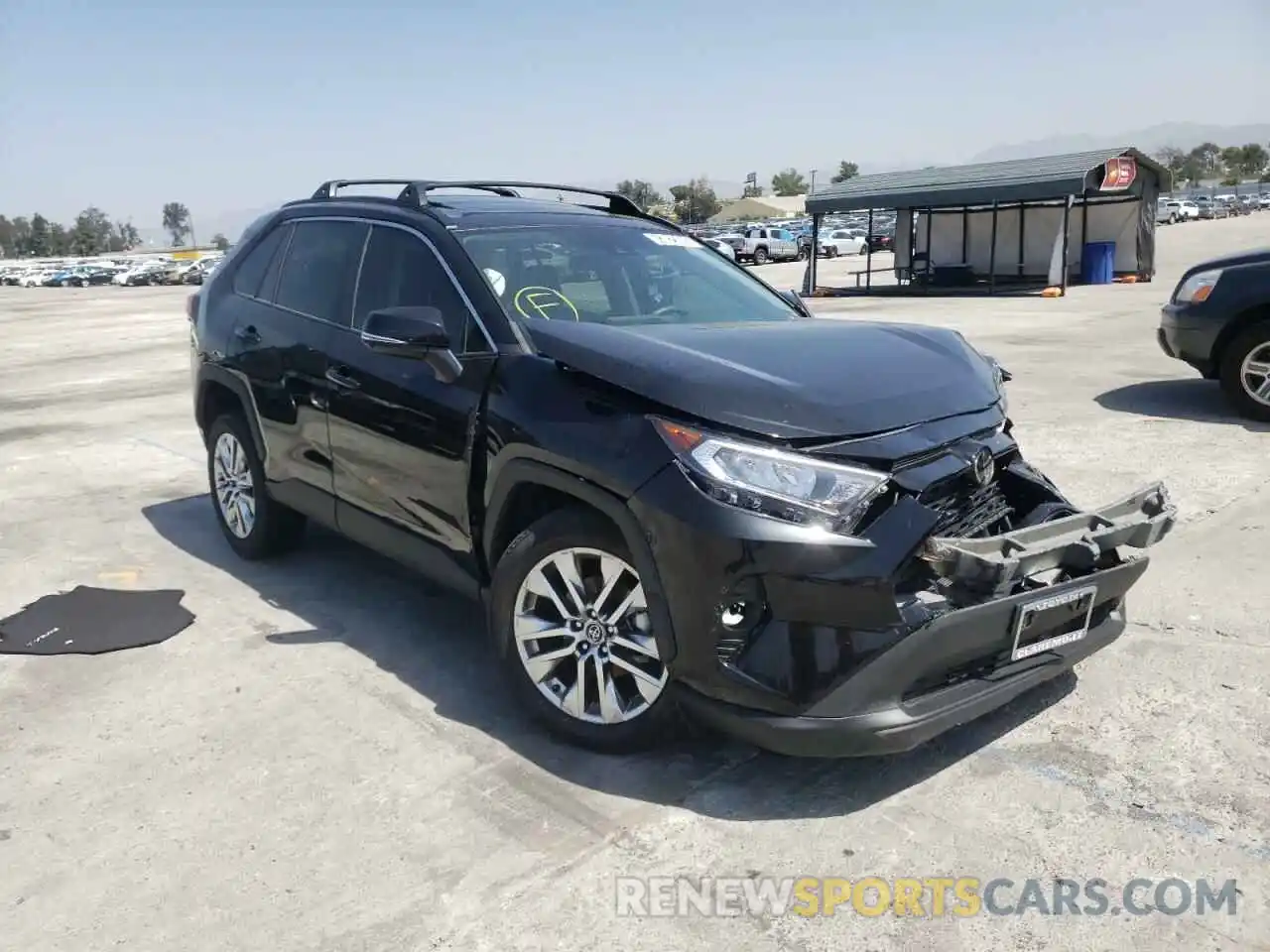 1 Photograph of a damaged car 2T3C1RFV8MC093905 TOYOTA RAV4 2021