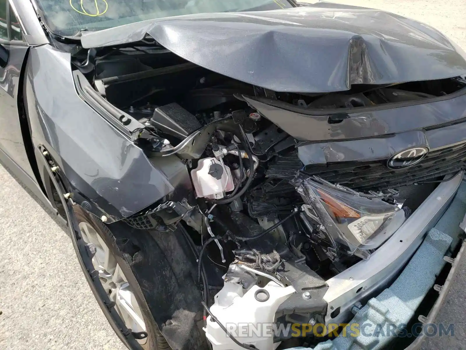 9 Photograph of a damaged car 2T3C1RFV8MC110315 TOYOTA RAV4 2021