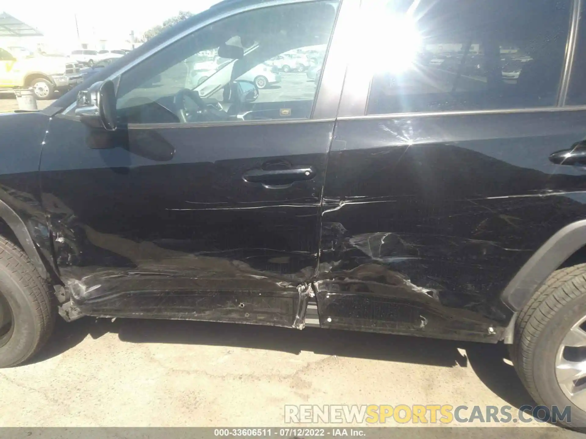 6 Photograph of a damaged car 2T3C1RFV8MC172409 TOYOTA RAV4 2021