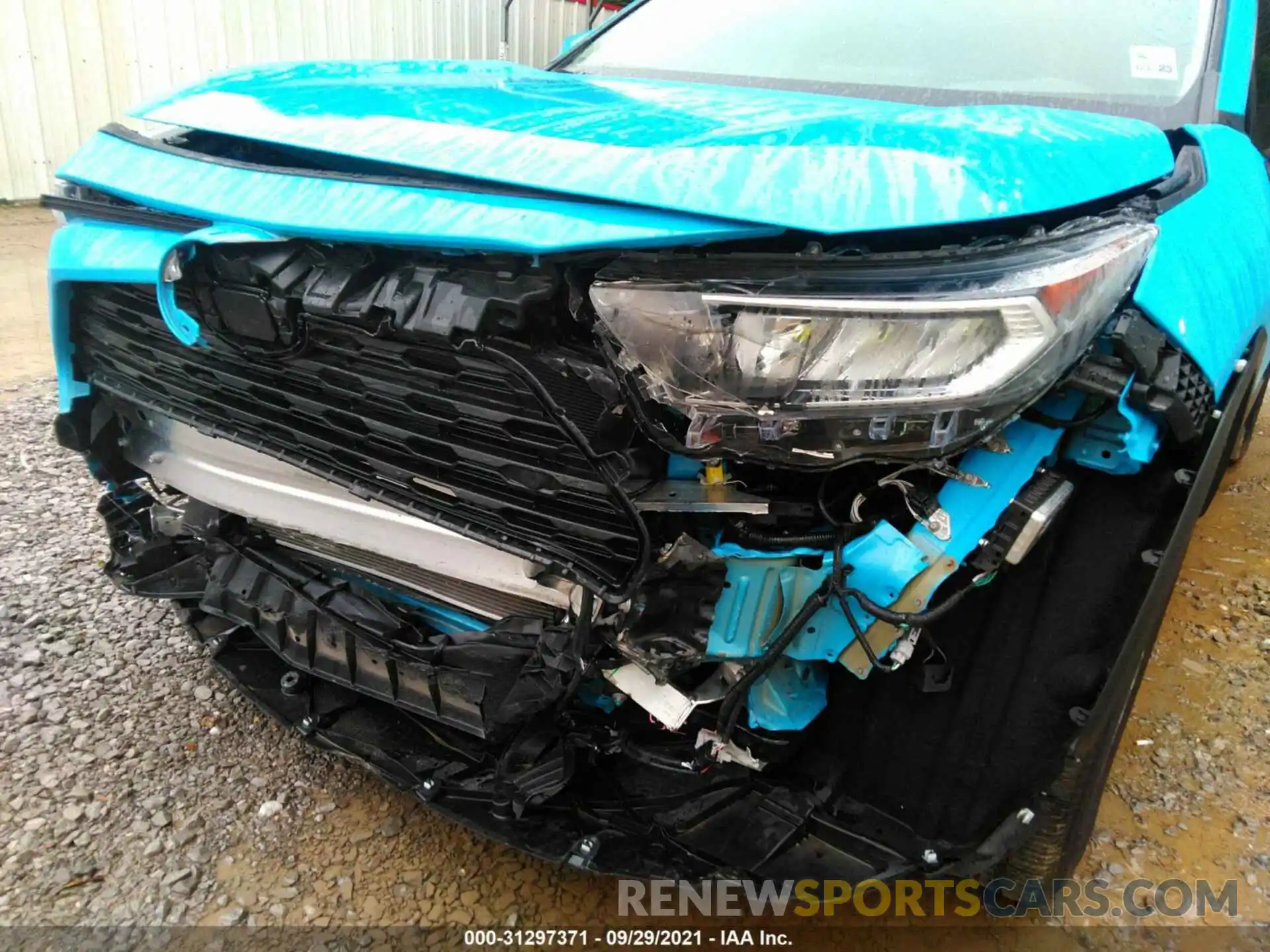 6 Фотография поврежденного автомобиля 2T3C1RFV8MW133043 TOYOTA RAV4 2021