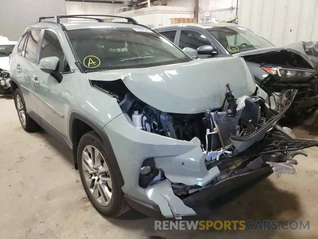 1 Photograph of a damaged car 2T3C1RFV9MC087952 TOYOTA RAV4 2021