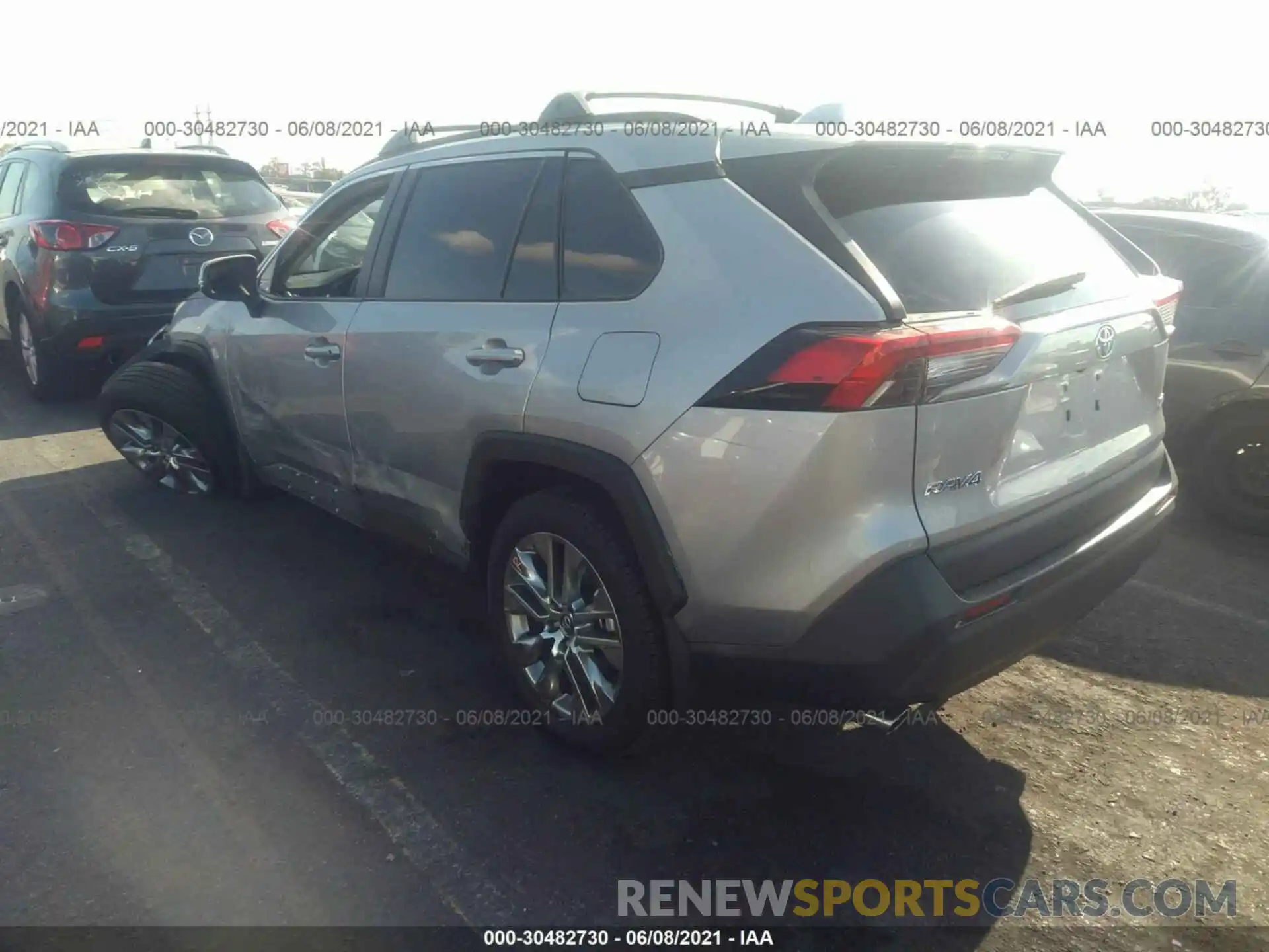 3 Photograph of a damaged car 2T3C1RFV9MC108346 TOYOTA RAV4 2021