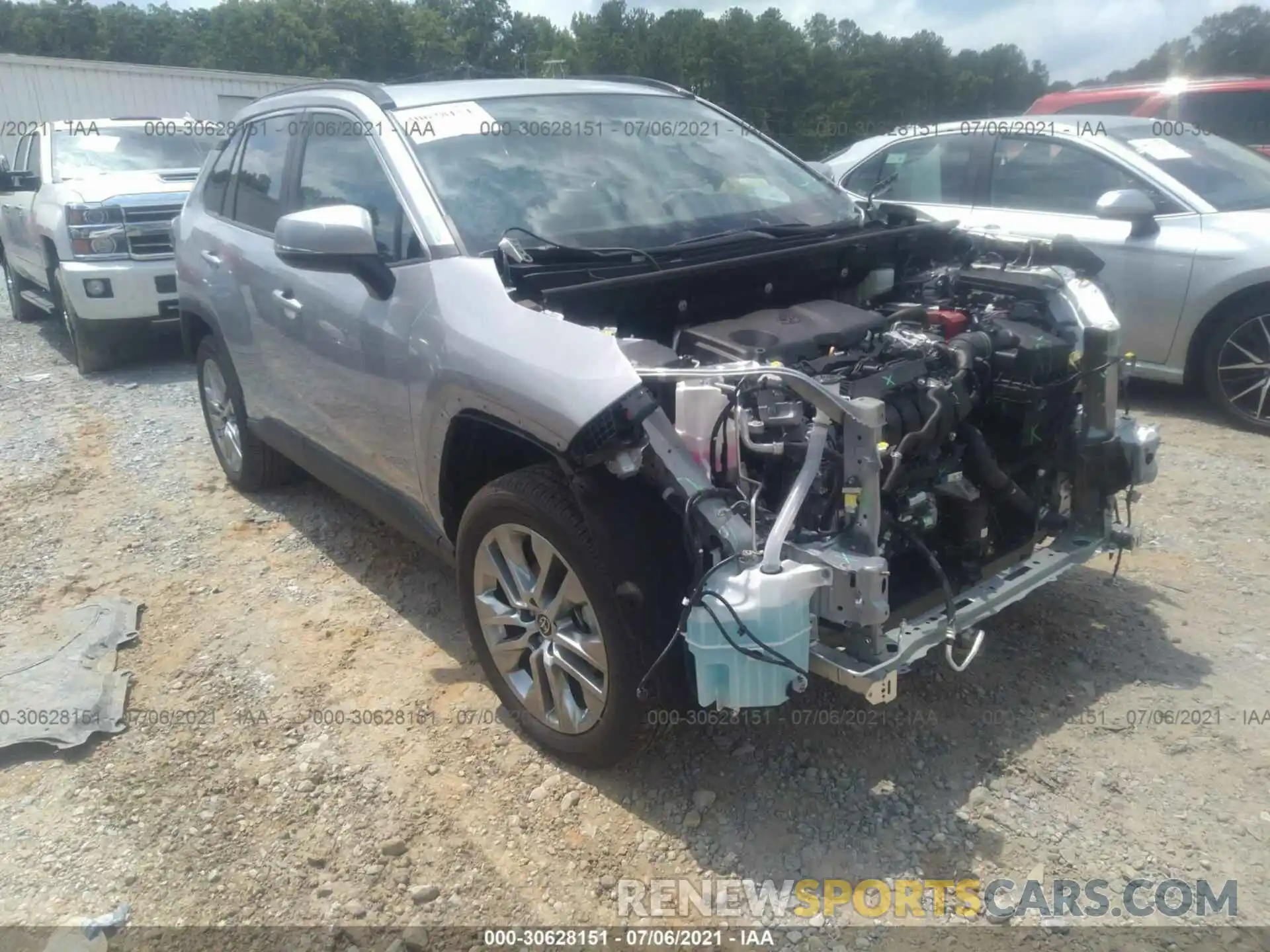 1 Photograph of a damaged car 2T3C1RFV9MC115961 TOYOTA RAV4 2021