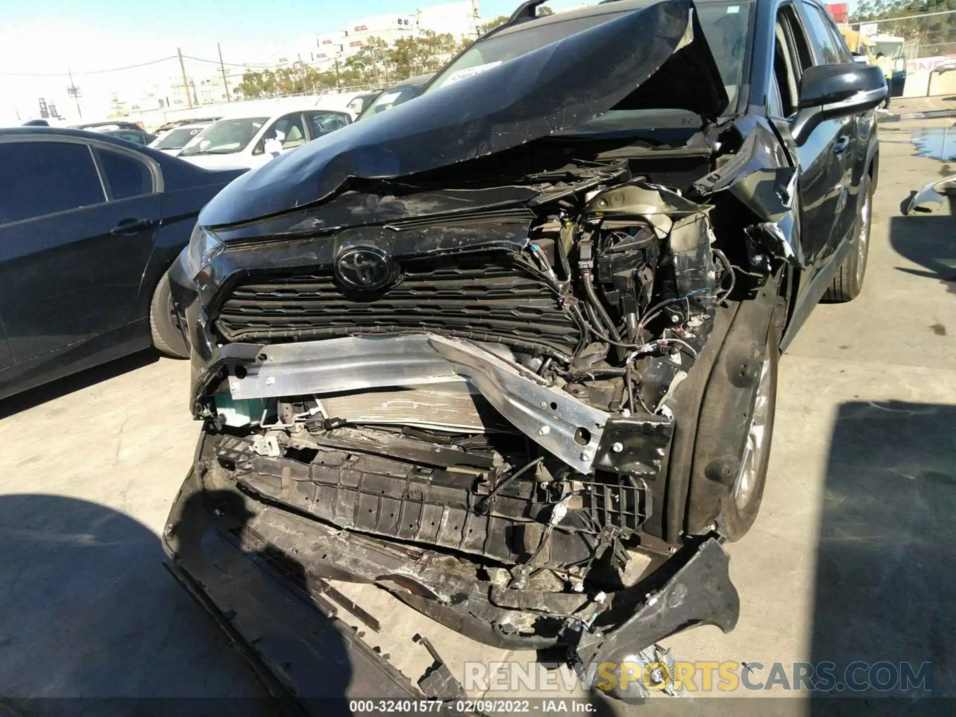 6 Photograph of a damaged car 2T3C1RFV9MC140021 TOYOTA RAV4 2021