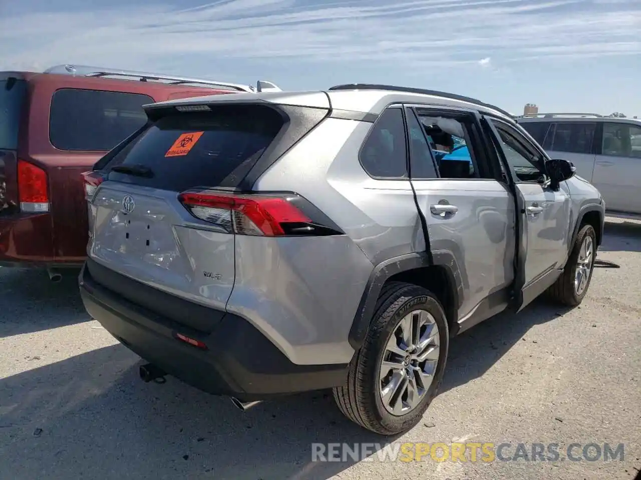 4 Photograph of a damaged car 2T3C1RFV9MC167588 TOYOTA RAV4 2021