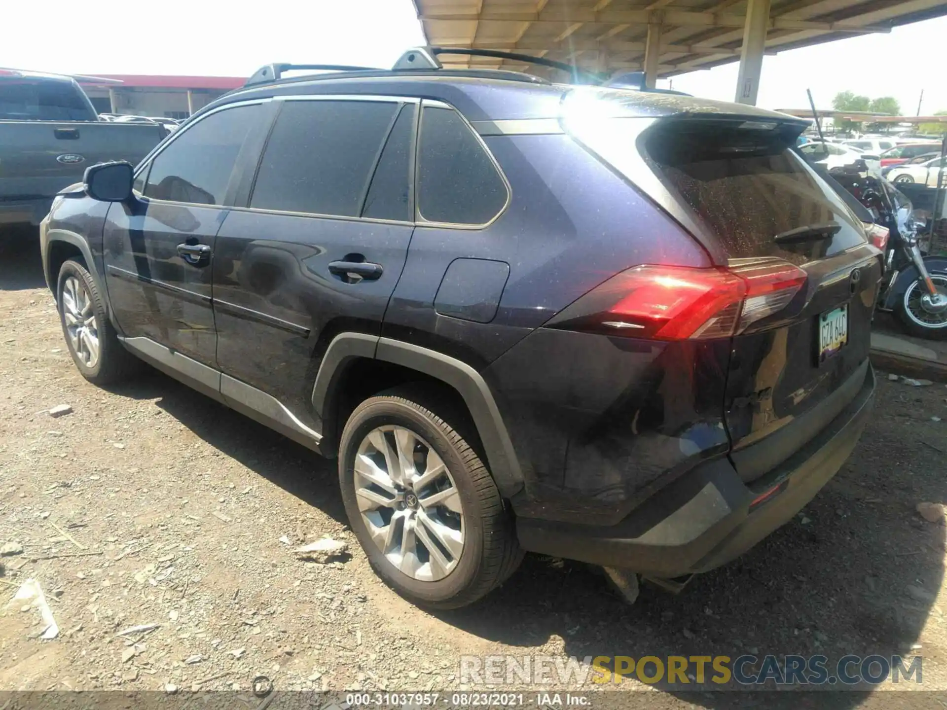 3 Photograph of a damaged car 2T3C1RFV9MW141619 TOYOTA RAV4 2021