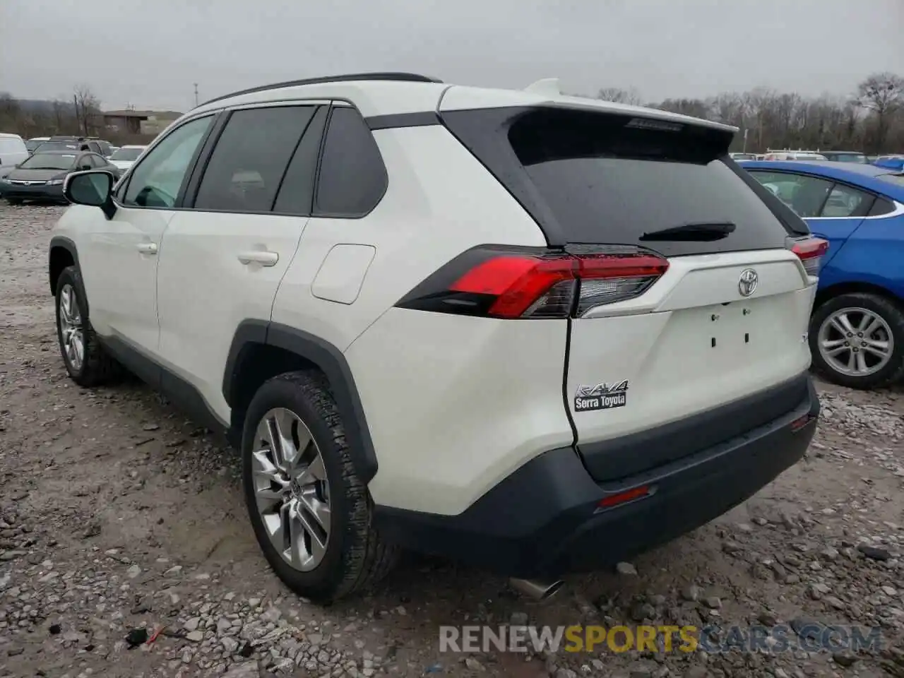 3 Photograph of a damaged car 2T3C1RFV9MW155844 TOYOTA RAV4 2021