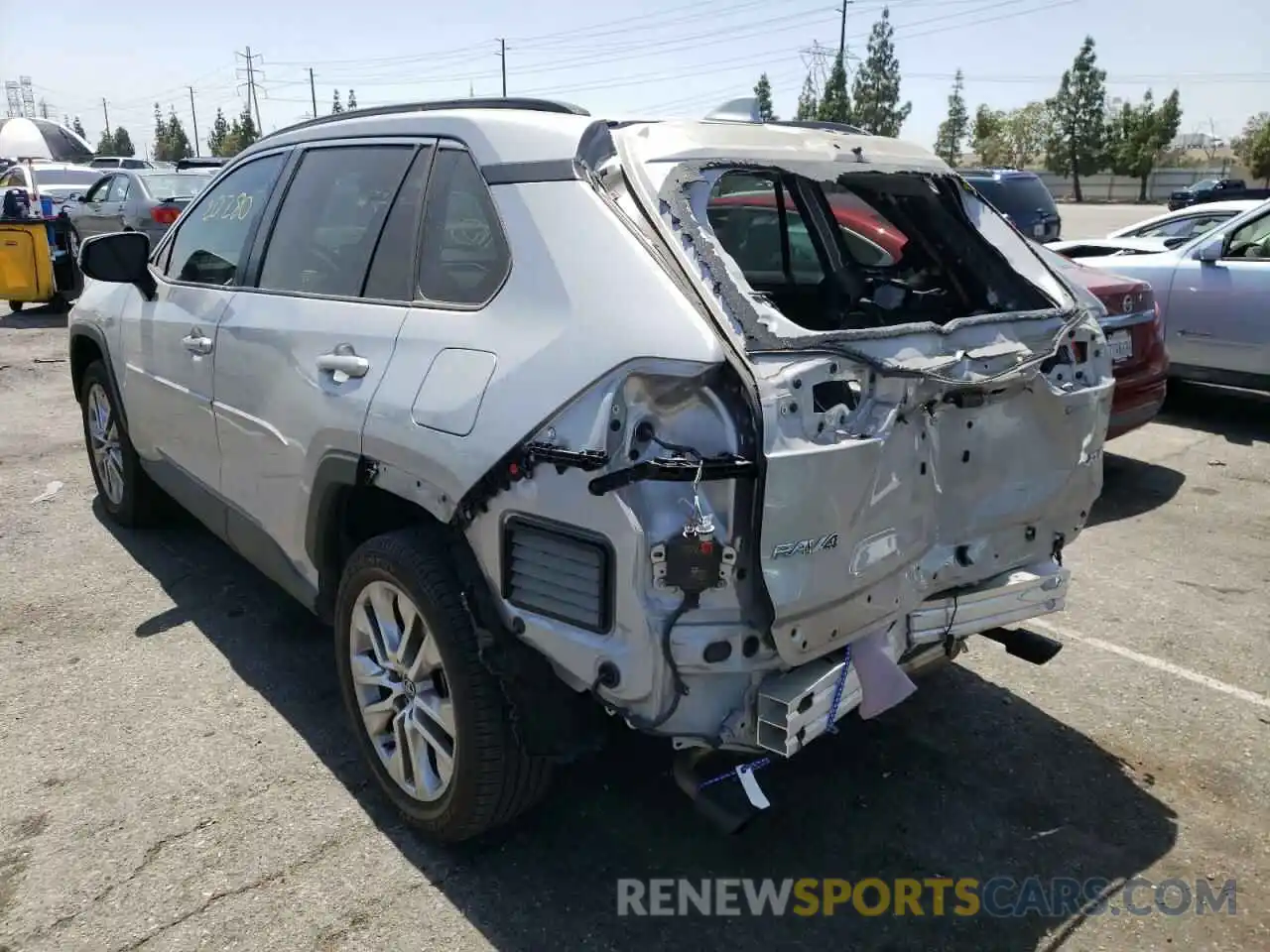 3 Photograph of a damaged car 2T3C1RFVXMC100708 TOYOTA RAV4 2021