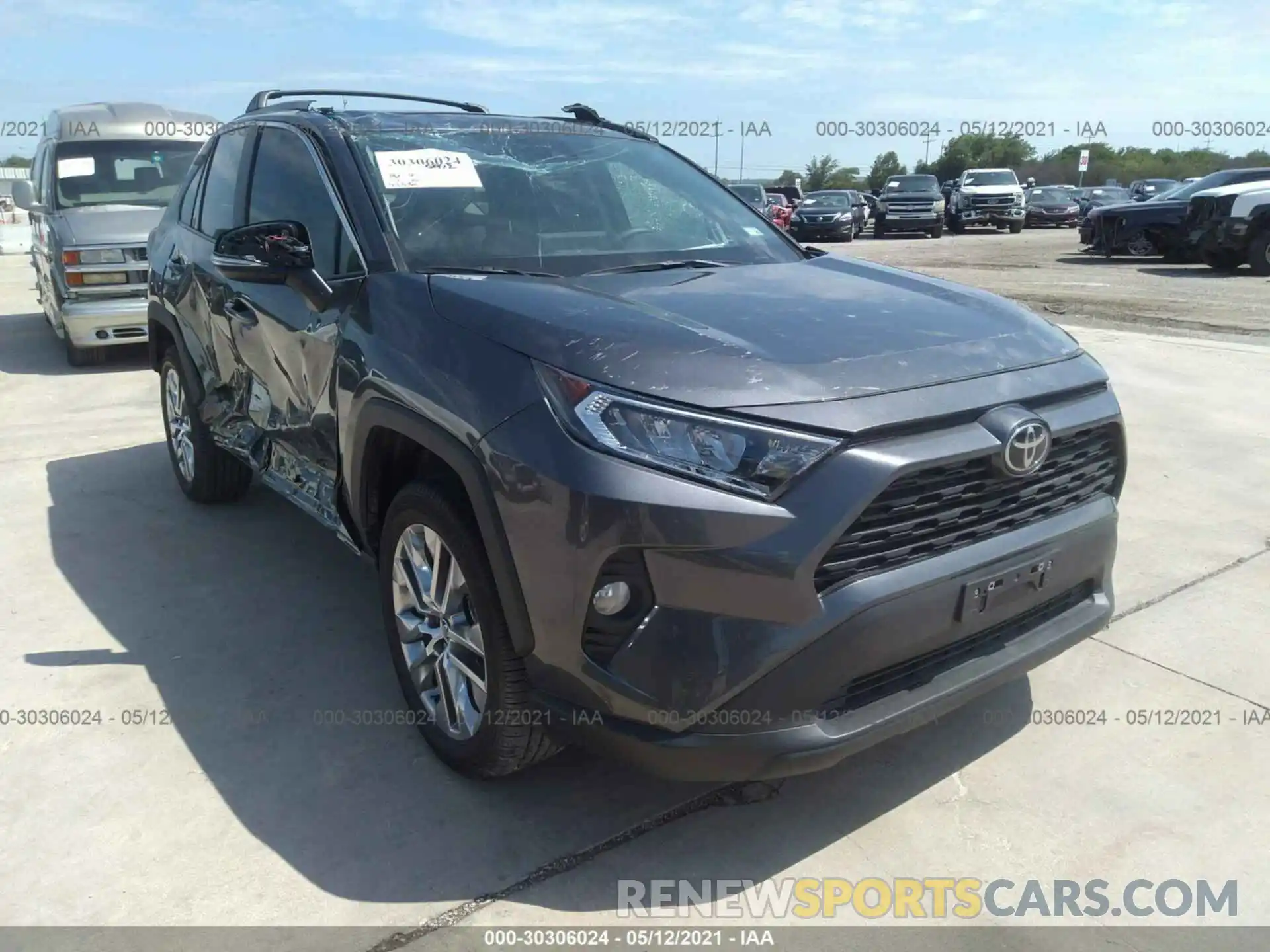 1 Фотография поврежденного автомобиля 2T3C1RFVXMC106041 TOYOTA RAV4 2021