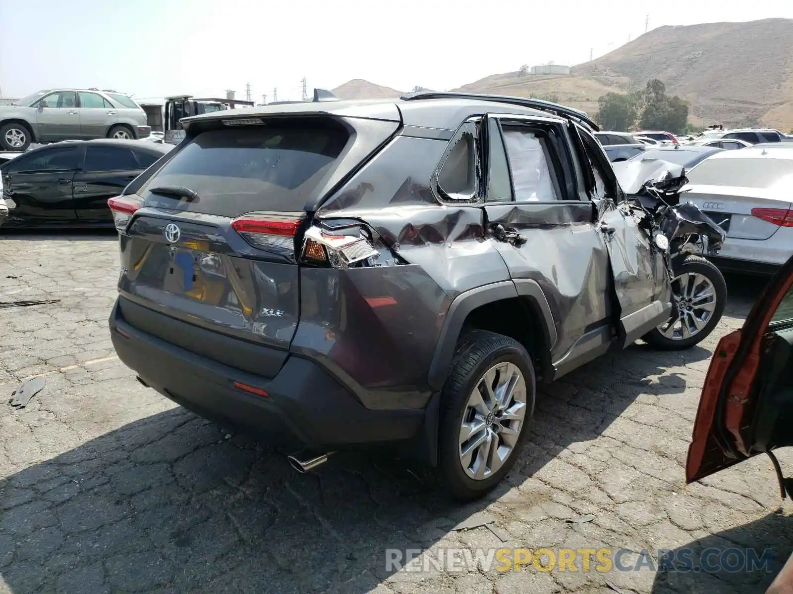 4 Фотография поврежденного автомобиля 2T3C1RFVXMC106511 TOYOTA RAV4 2021