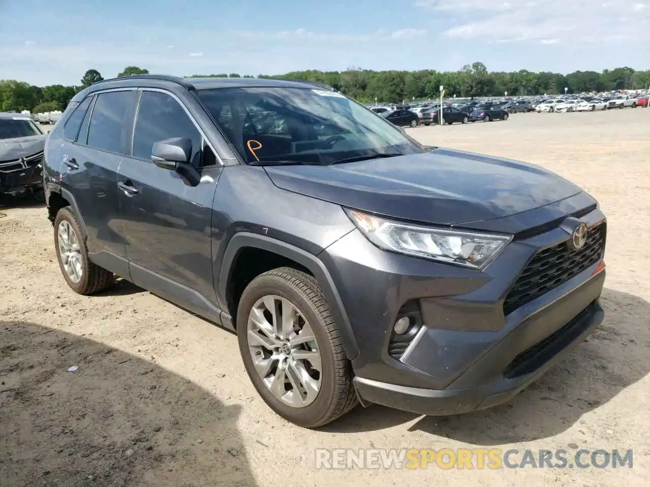 1 Фотография поврежденного автомобиля 2T3C1RFVXMC108999 TOYOTA RAV4 2021