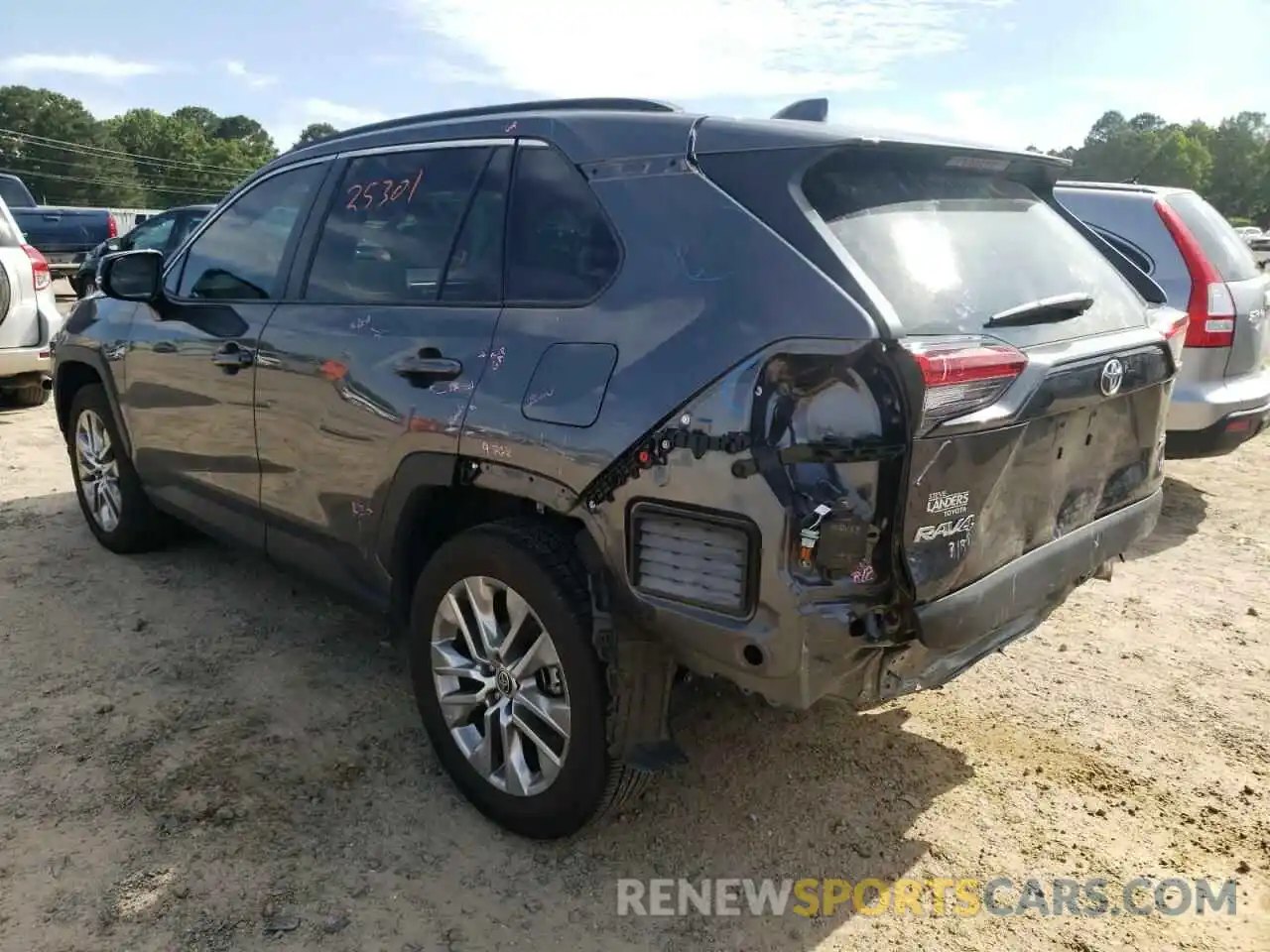 3 Photograph of a damaged car 2T3C1RFVXMC108999 TOYOTA RAV4 2021