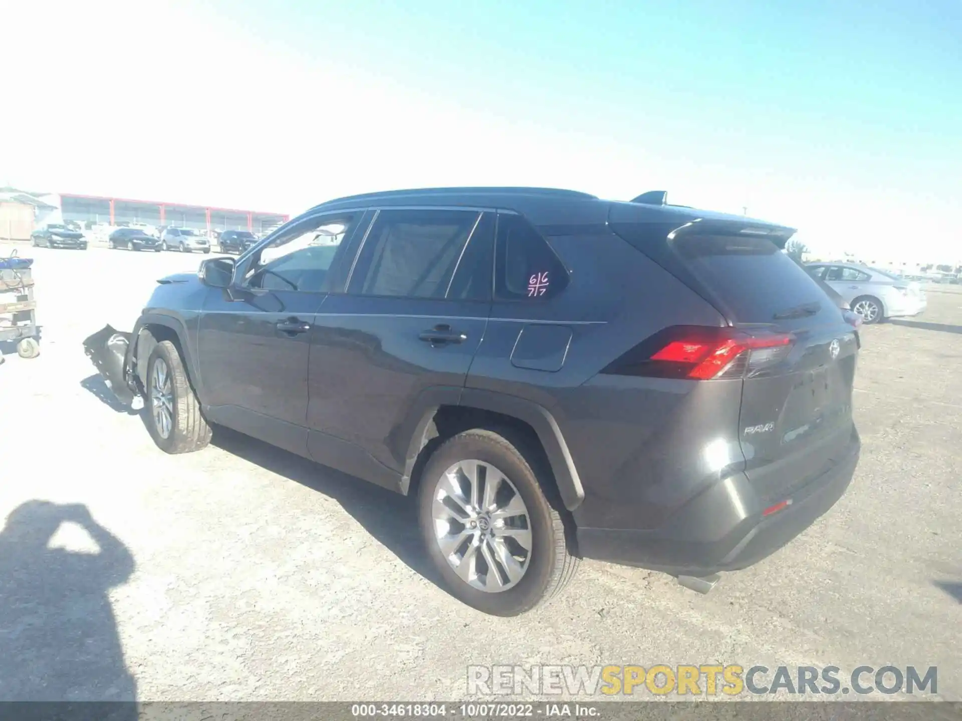 3 Photograph of a damaged car 2T3C1RFVXMC117055 TOYOTA RAV4 2021