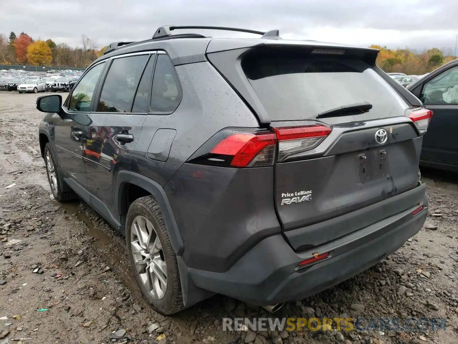 3 Фотография поврежденного автомобиля 2T3C1RFVXMC122725 TOYOTA RAV4 2021