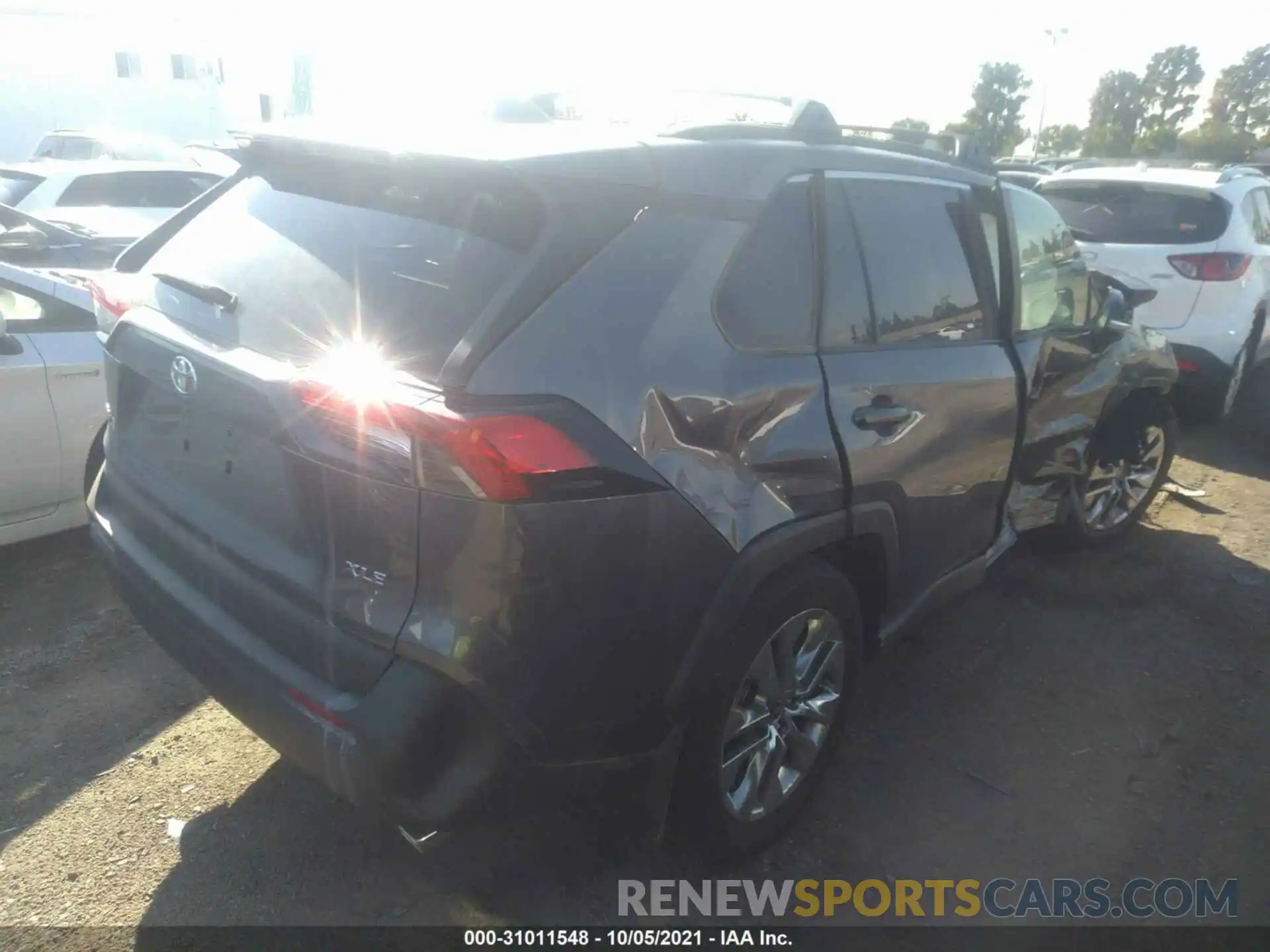 4 Photograph of a damaged car 2T3C1RFVXMC140433 TOYOTA RAV4 2021