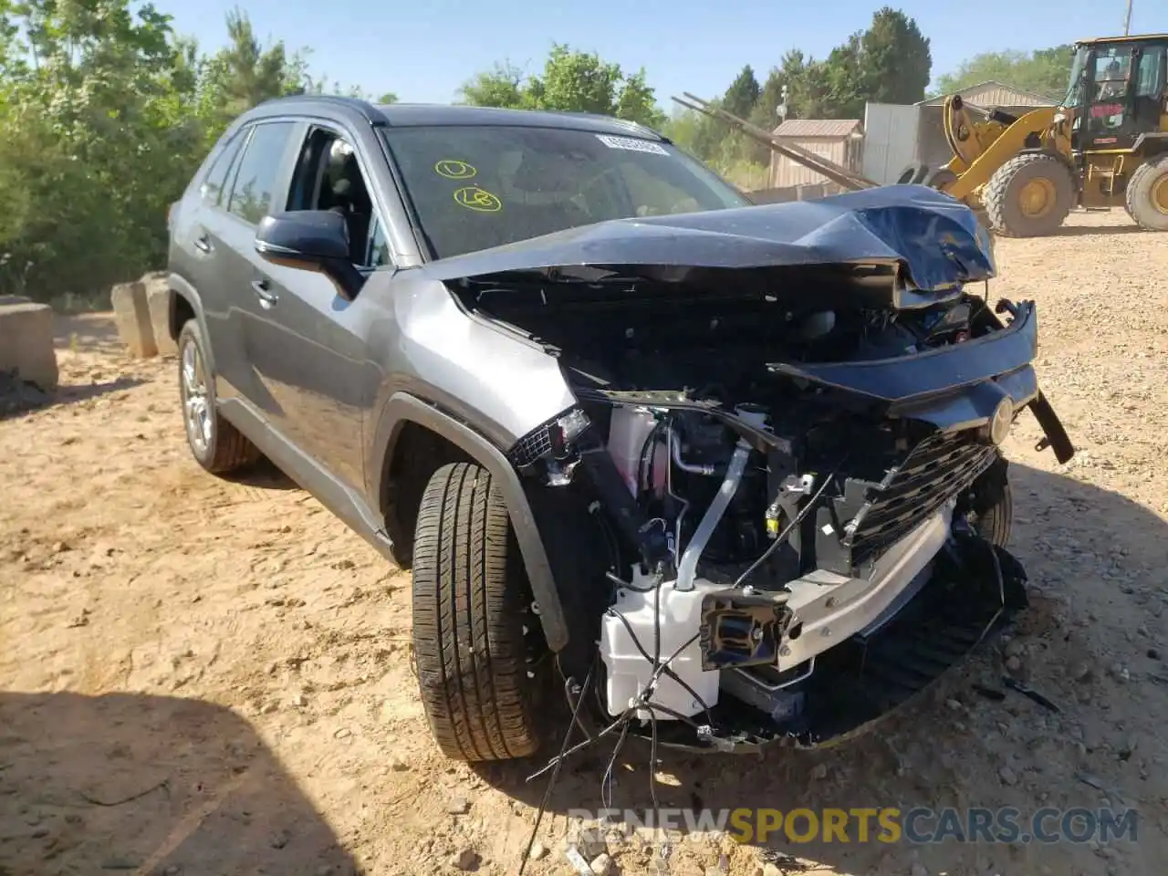 1 Photograph of a damaged car 2T3C1RFVXMC171942 TOYOTA RAV4 2021