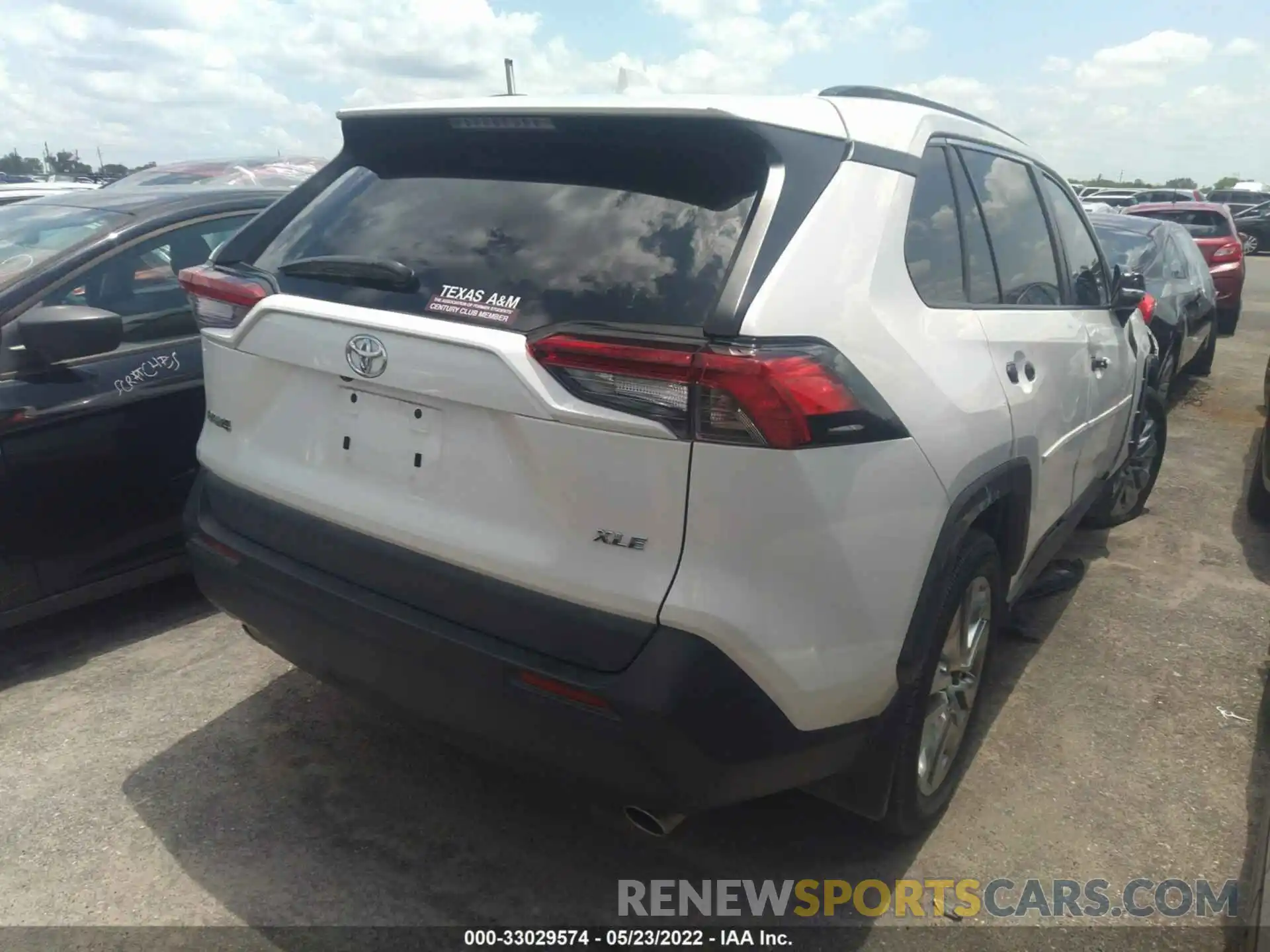 4 Photograph of a damaged car 2T3C1RFVXMW105566 TOYOTA RAV4 2021