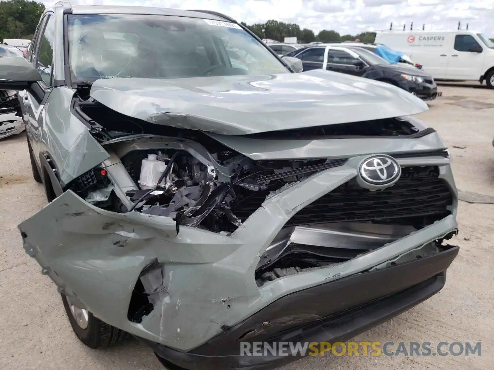 9 Photograph of a damaged car 2T3C1RFVXMW133321 TOYOTA RAV4 2021